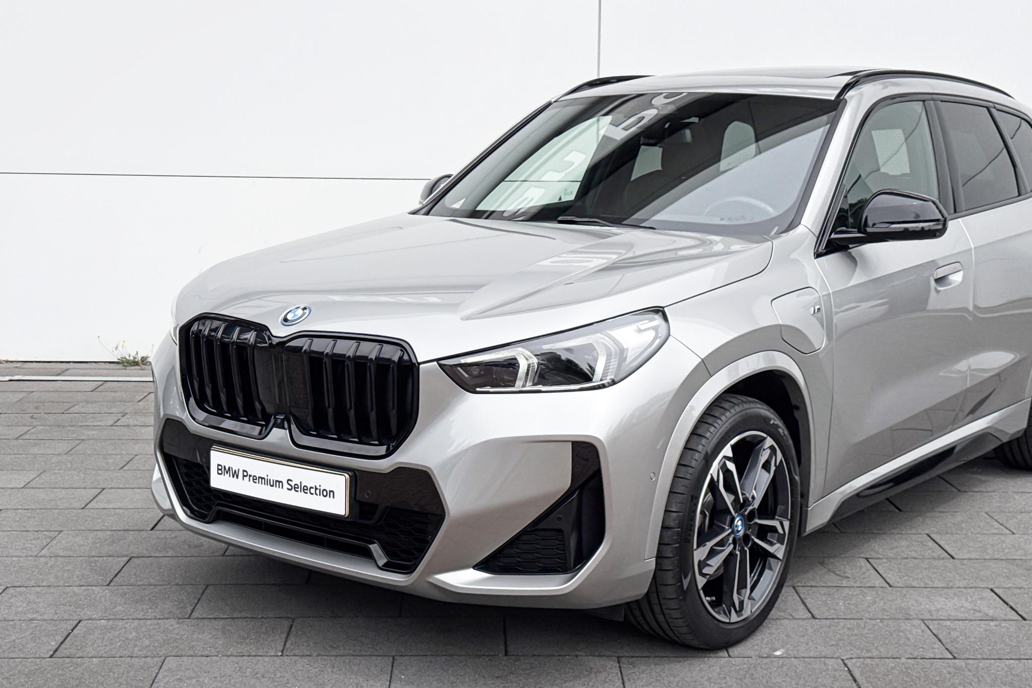 Foto van BMW X1 Xdrive25e