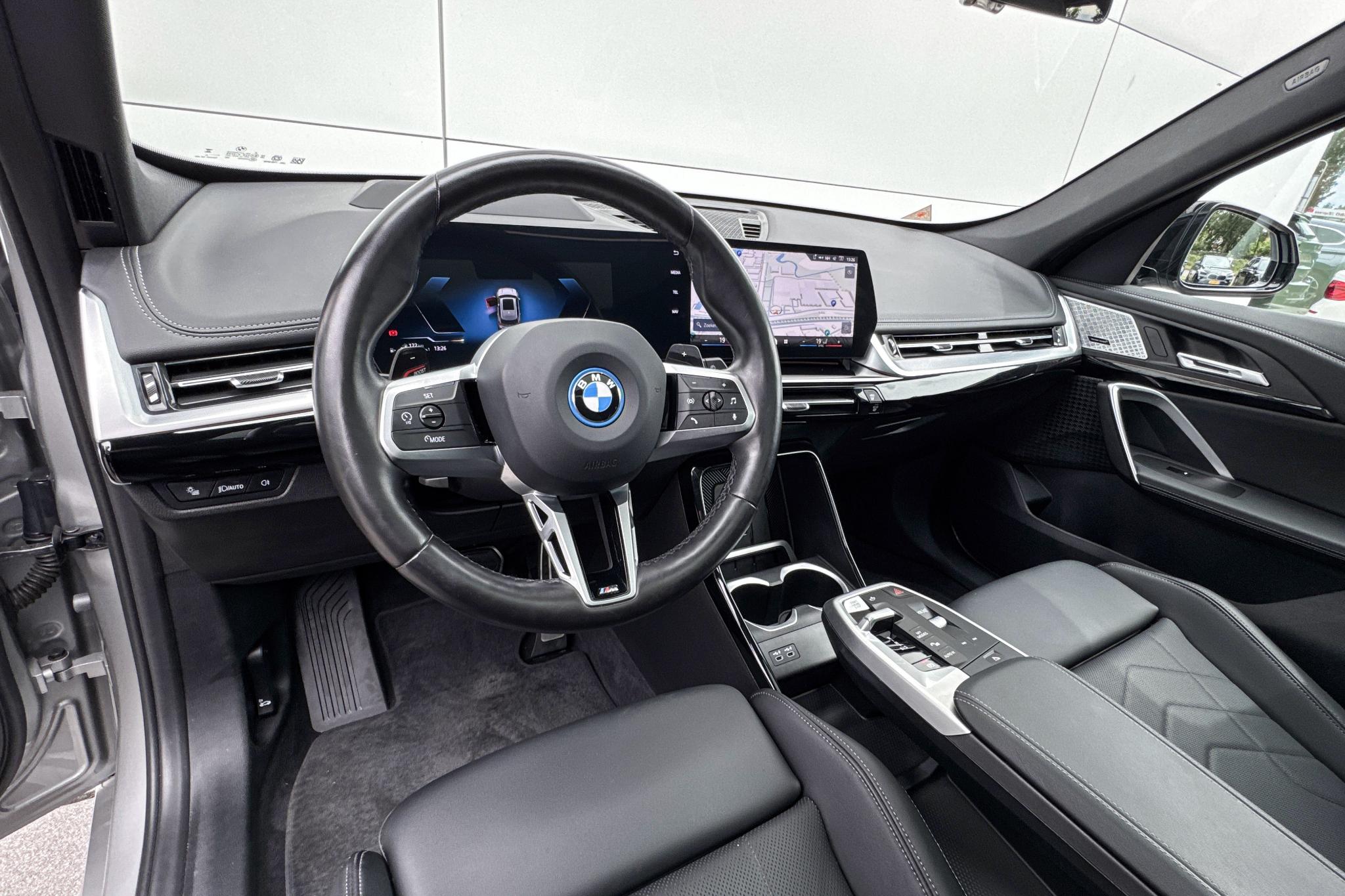 Foto van BMW X1 Xdrive25e