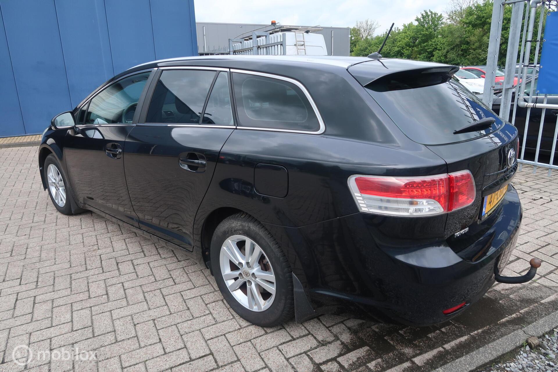 Foto van Toyota Avensis Wagon