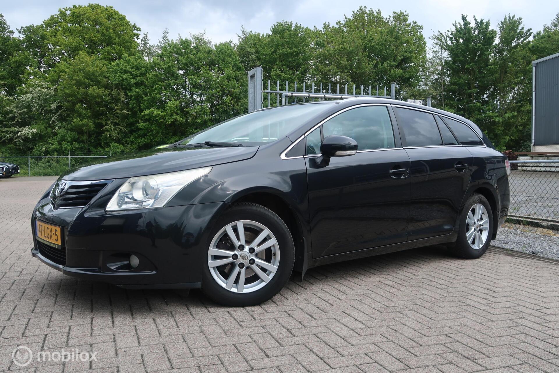 Foto van Toyota Avensis Wagon