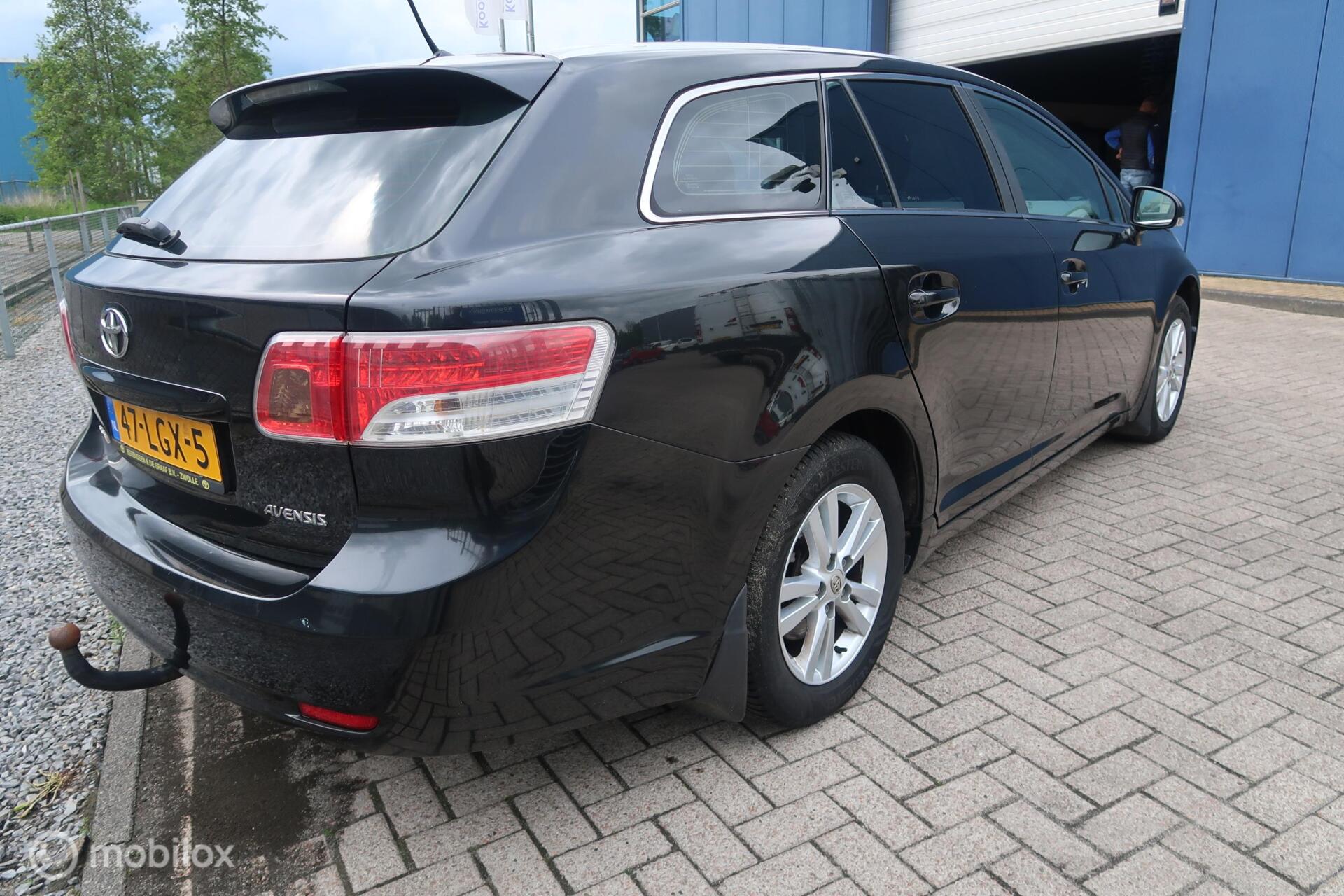 Foto van Toyota Avensis Wagon