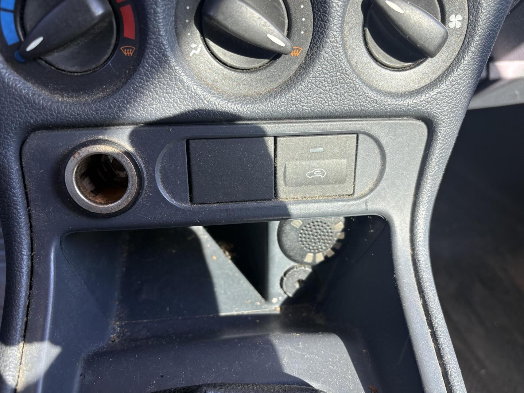 Foto van Ford Transit Connect T230l Van 90