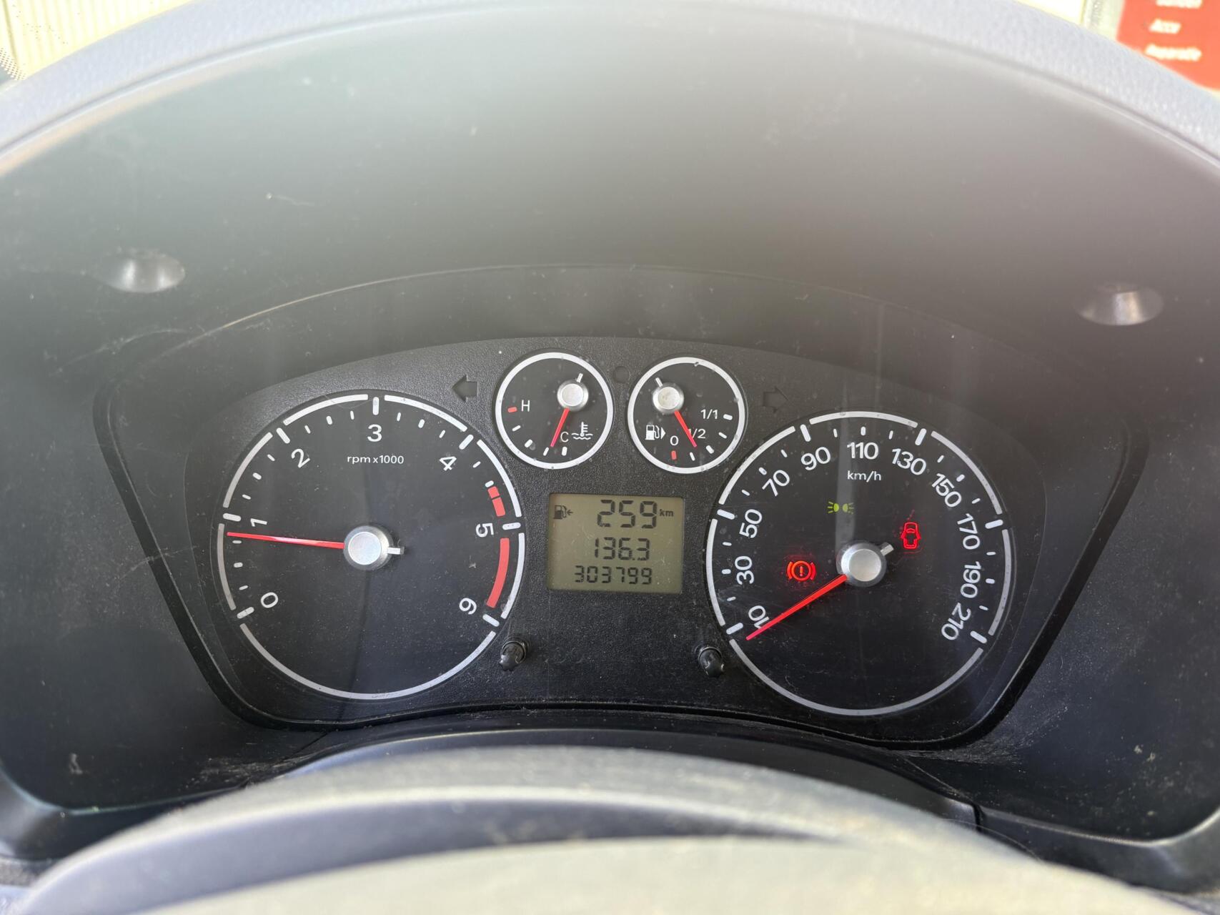Foto van Ford Transit Connect T230l Van 90