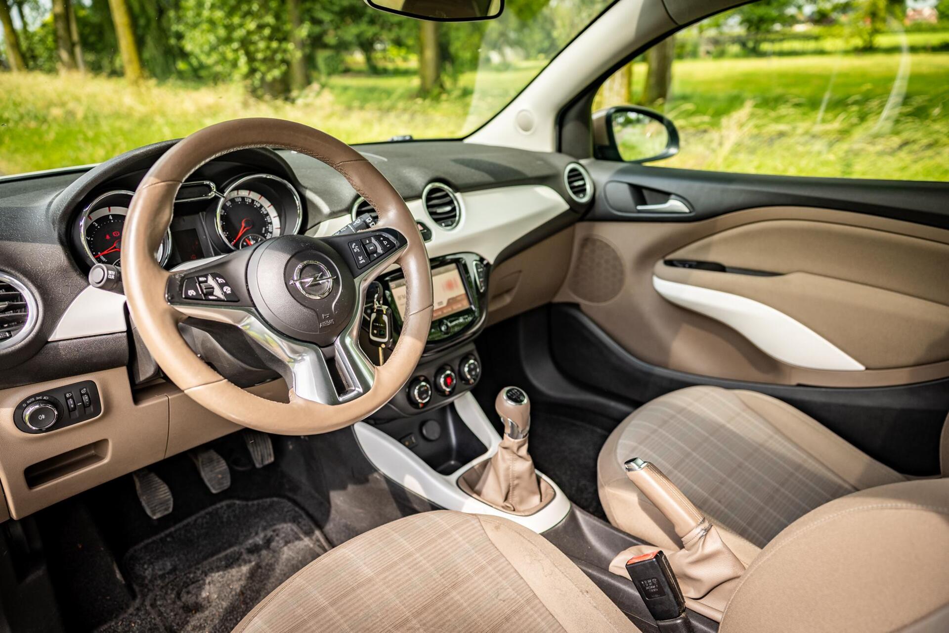 Foto van Opel Adam