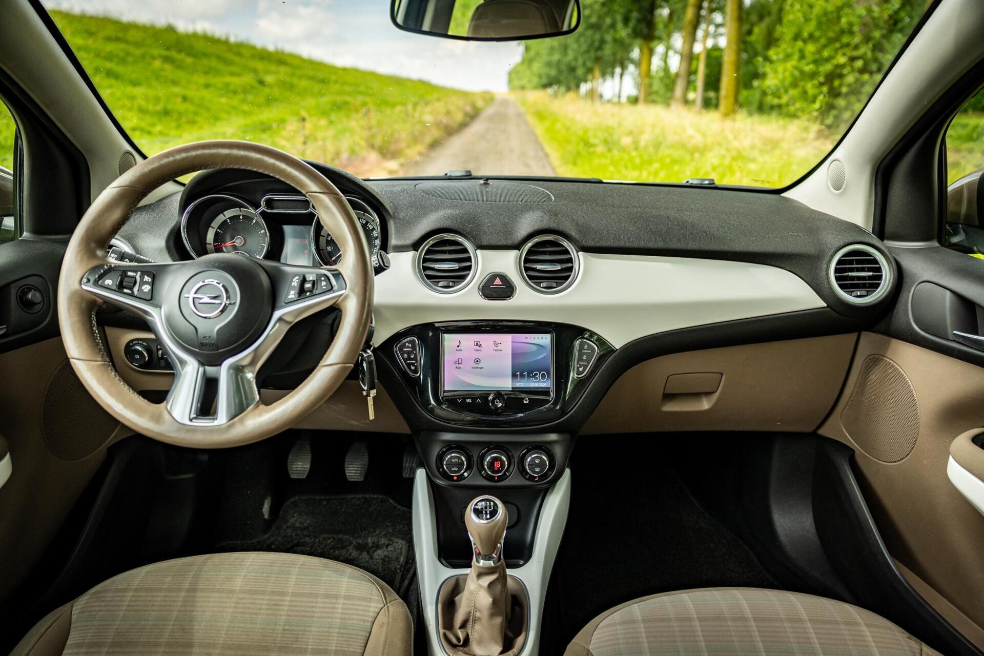 Foto van Opel Adam