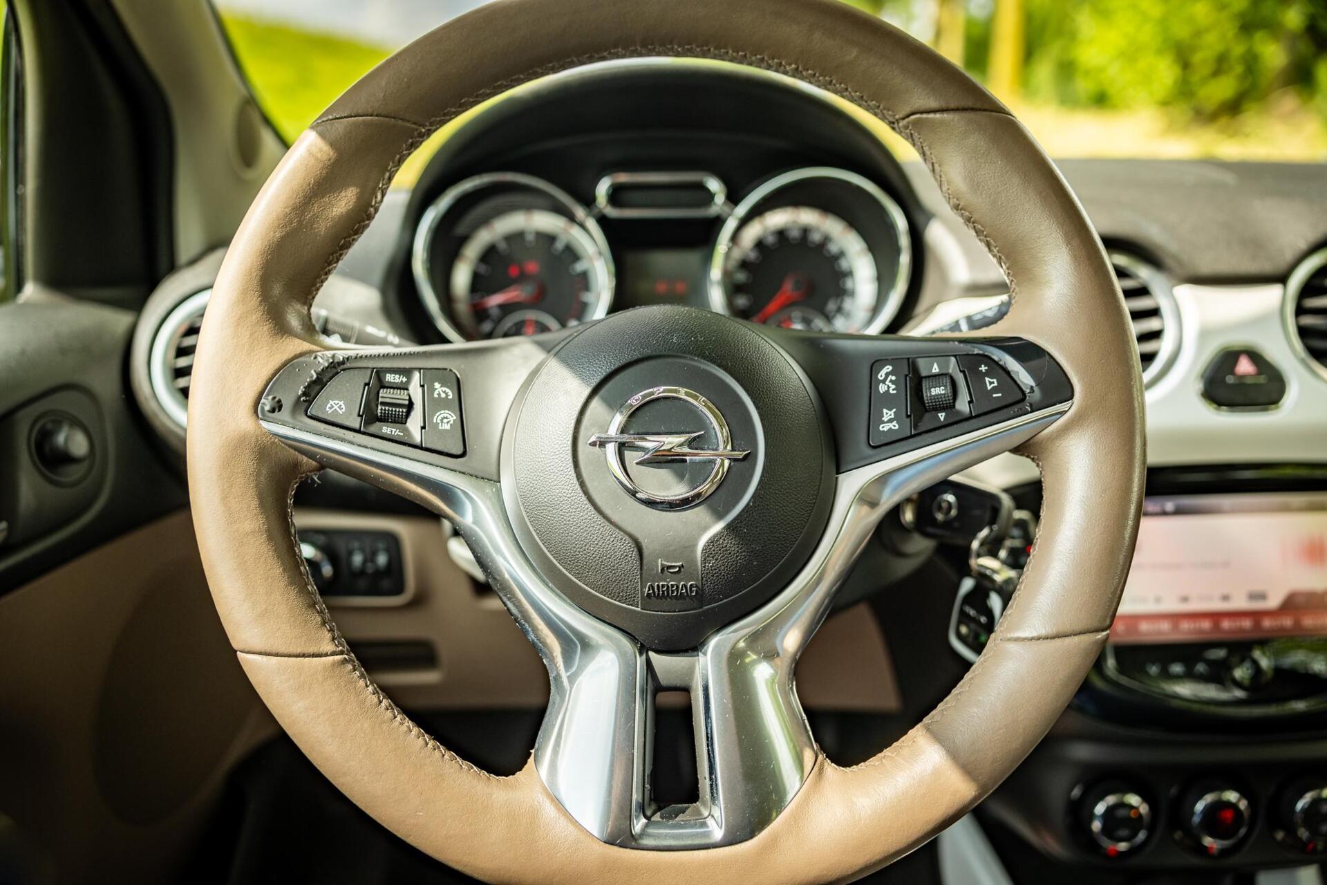 Foto van Opel Adam
