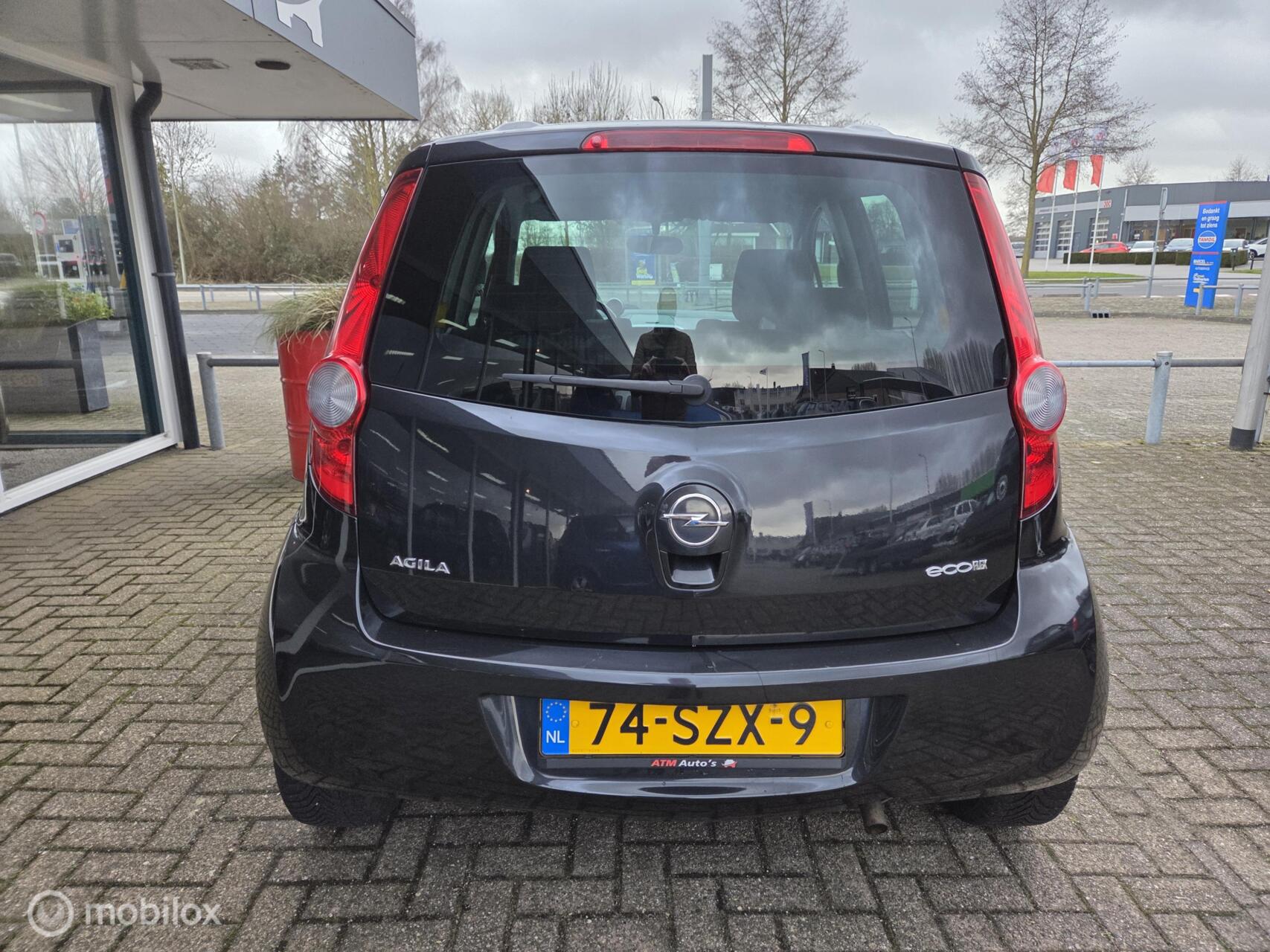 Foto van Opel Agila