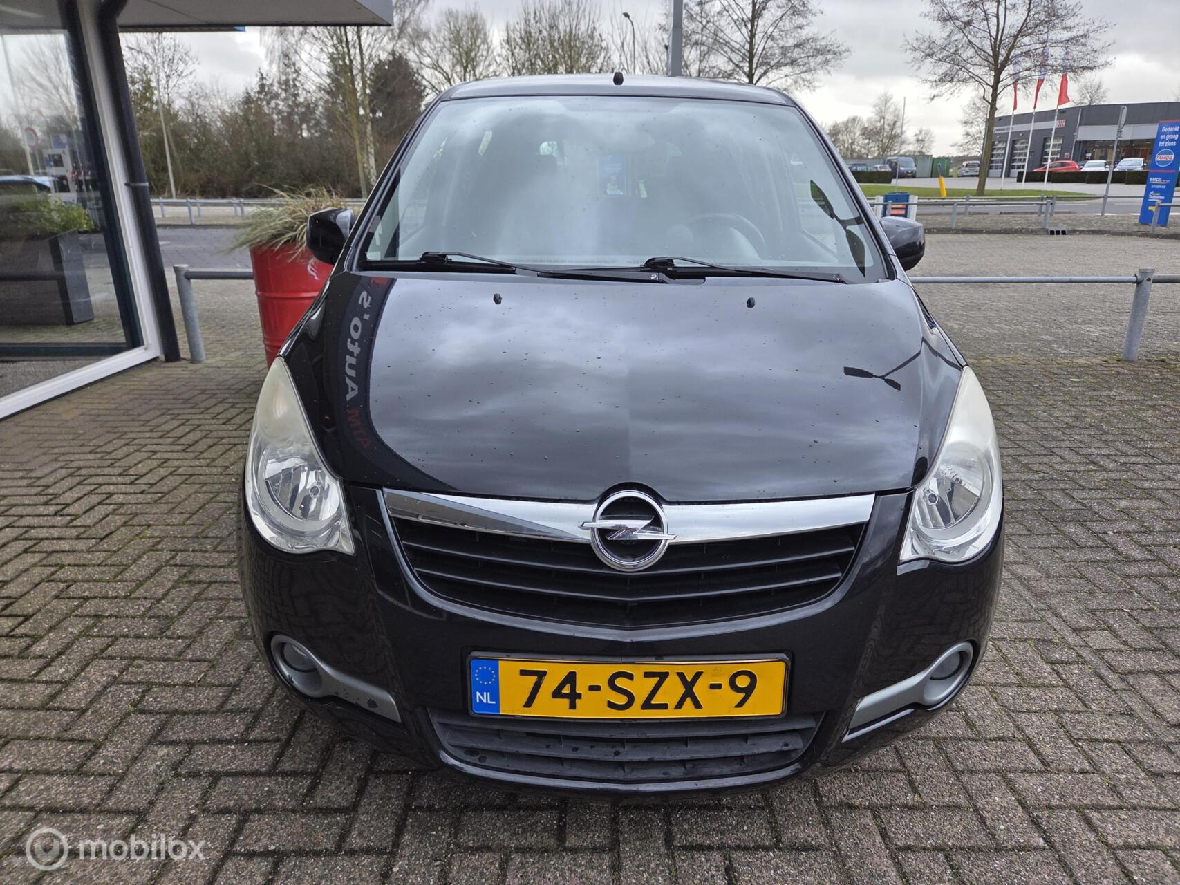 Foto van Opel Agila