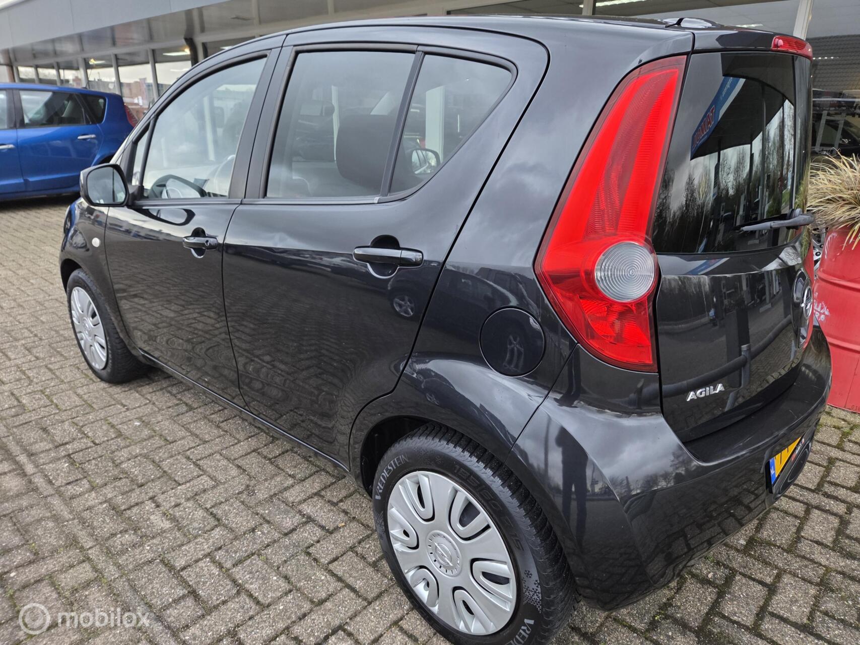 Foto van Opel Agila
