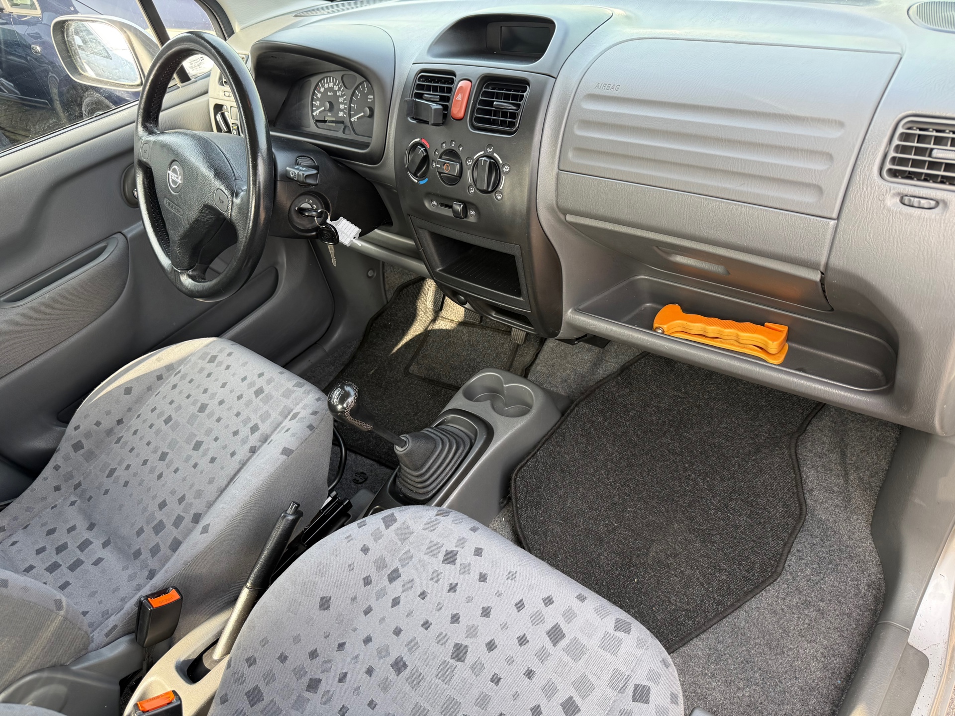 Foto van Opel Agila