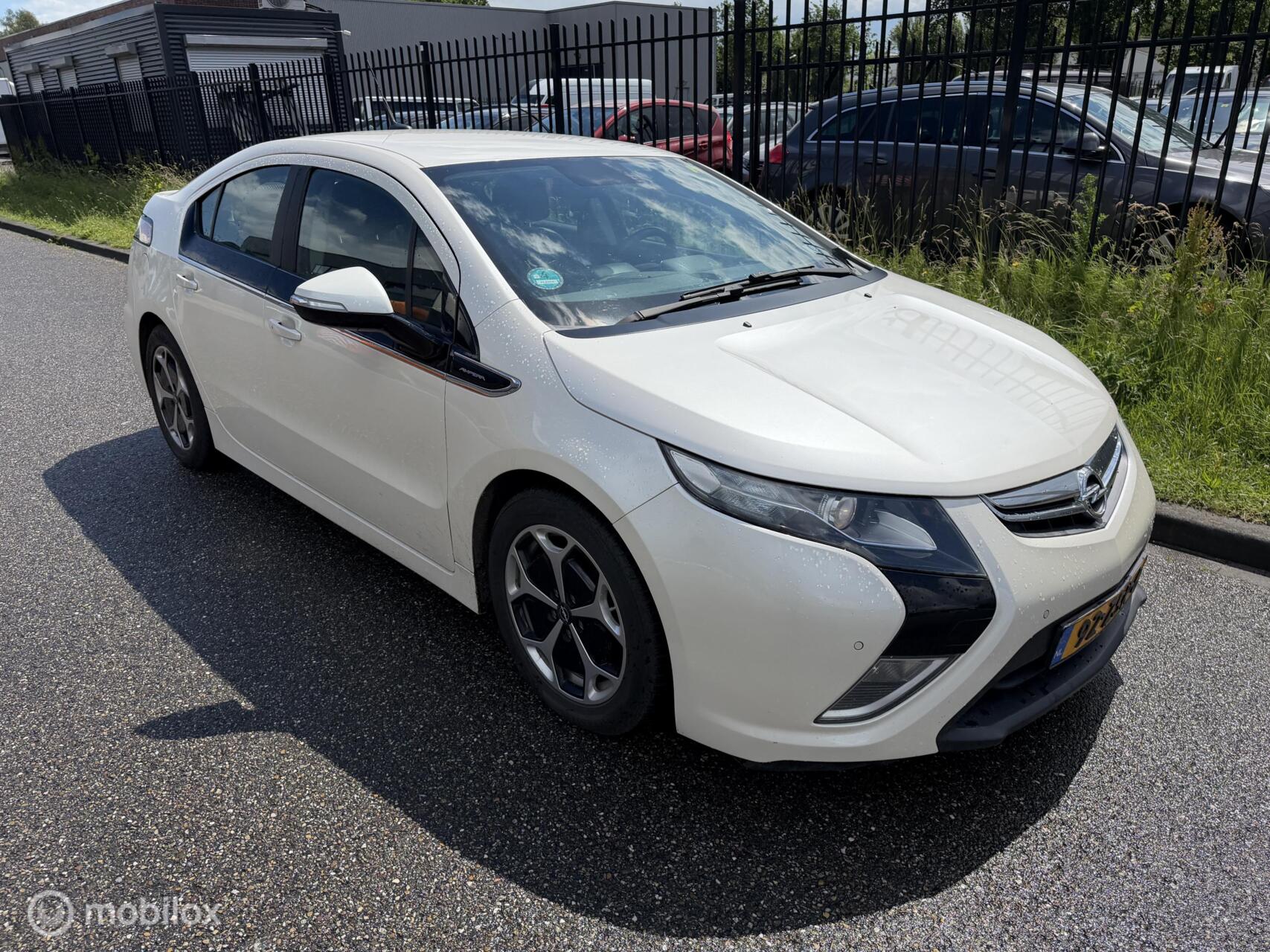 Foto van Opel Ampera