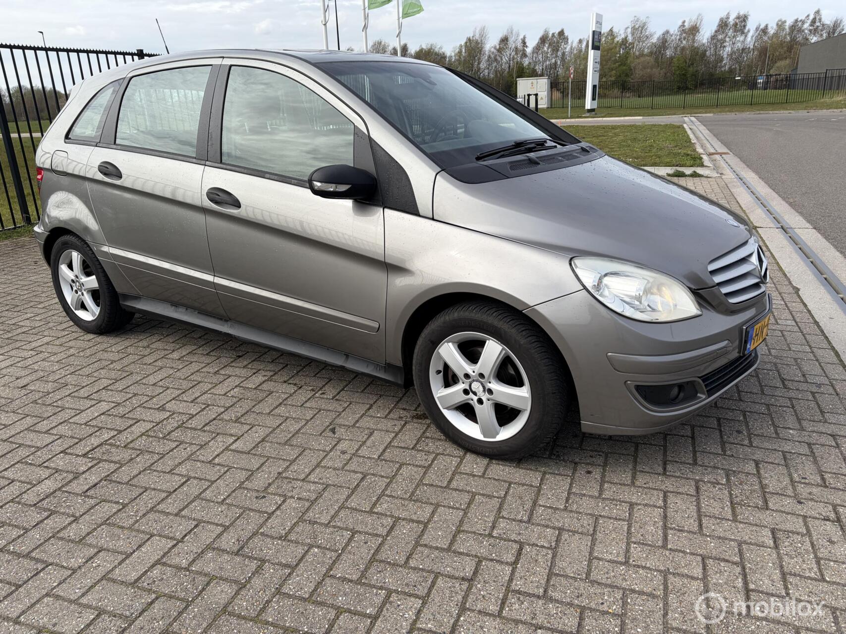 Mercedes-Benz B 170 170 Business Class AUTOMAAT 2008 - voorkant