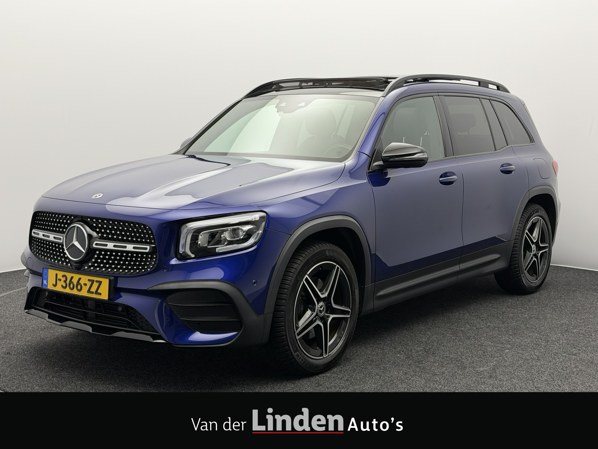 Mercedes-Benz GLB 200 Business Solution AMG 2020 - voorkant