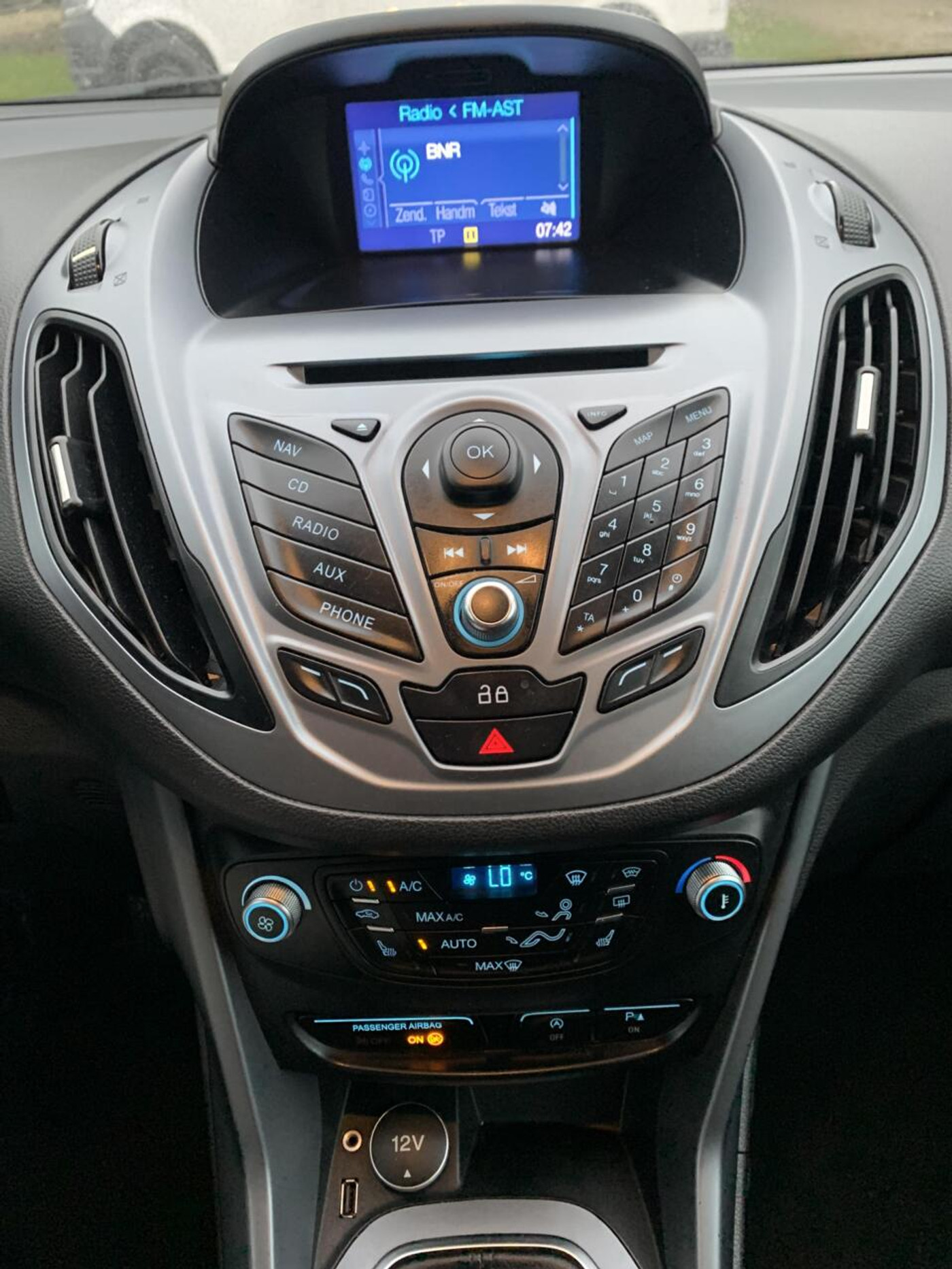 Foto van Ford B-max
