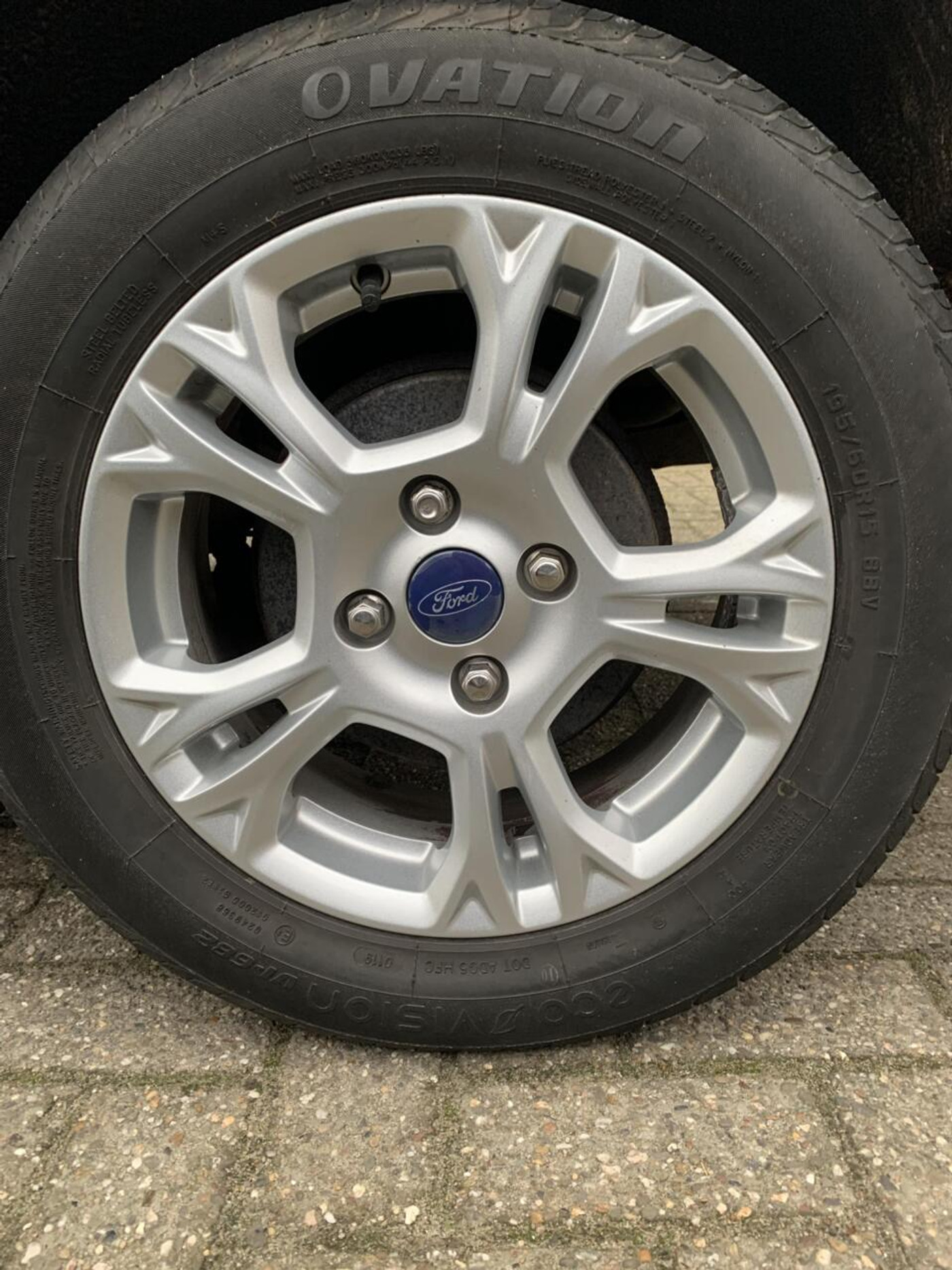 Foto van Ford B-max