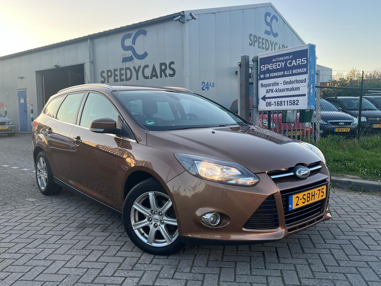Foto van FORD FOCUS
