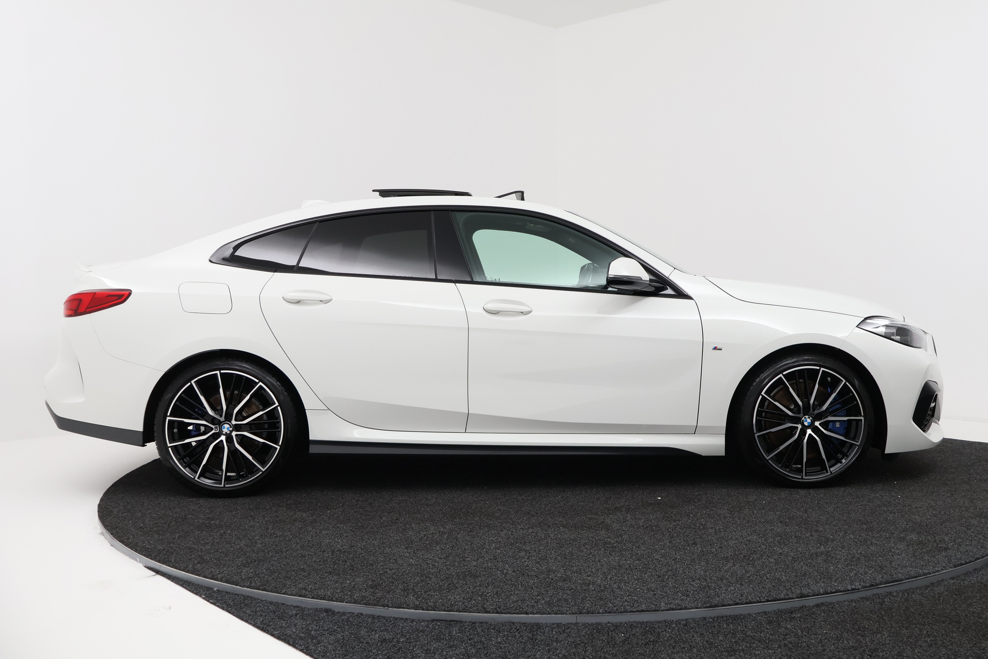 Foto van BMW 218i