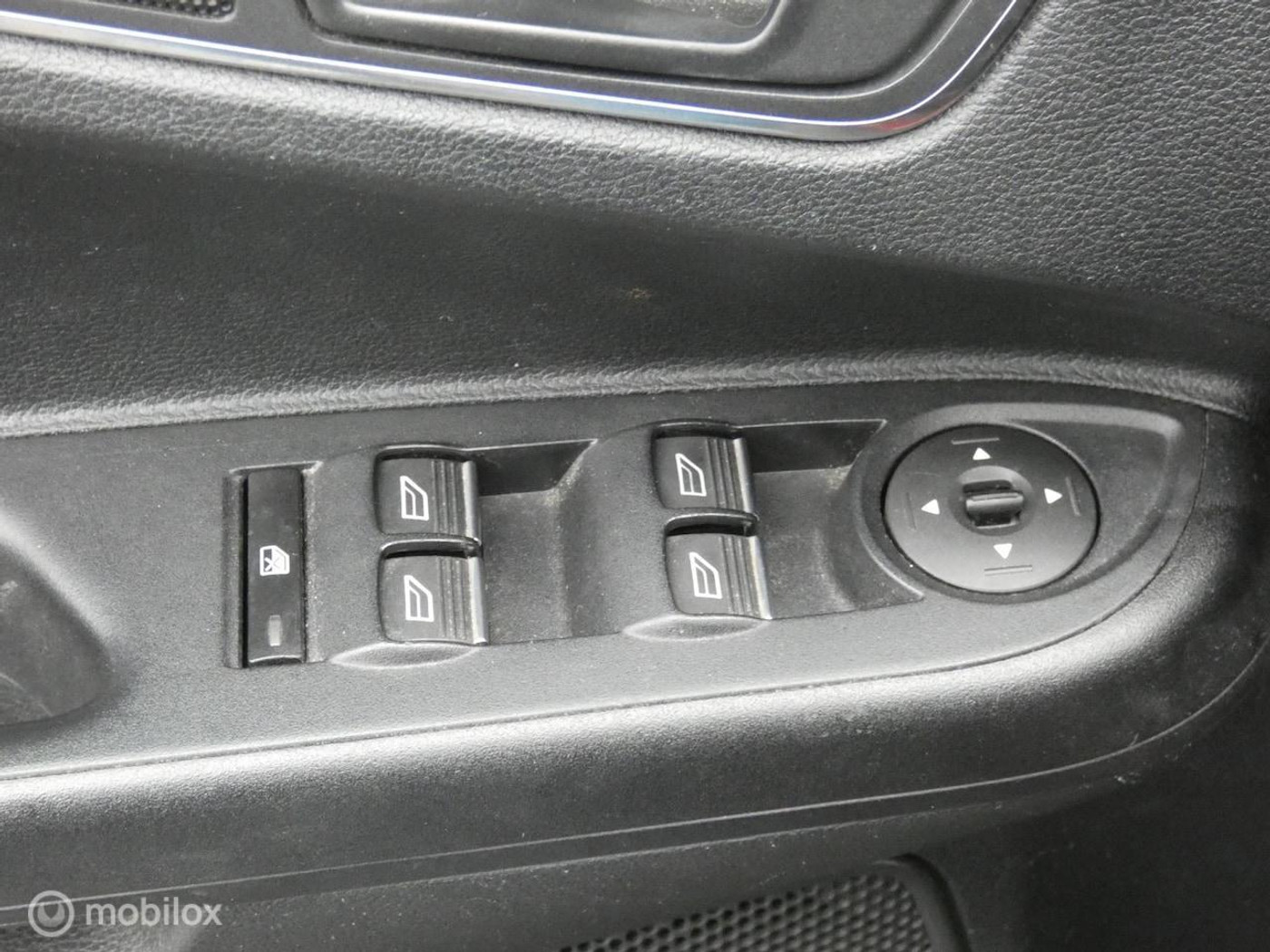 Foto van Ford B-max