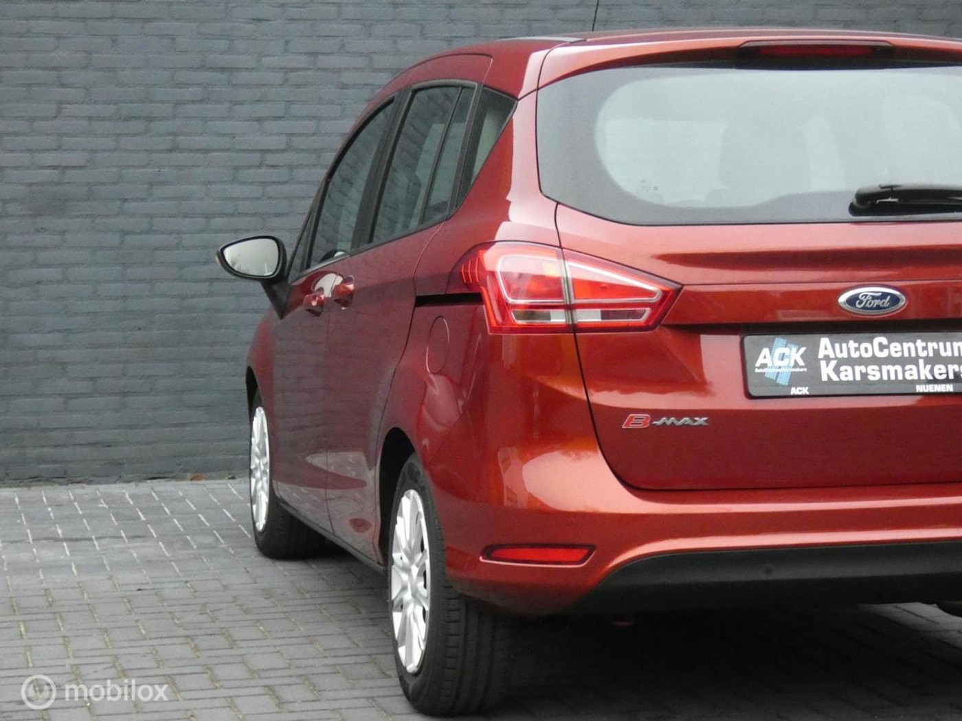 Foto van Ford B-max