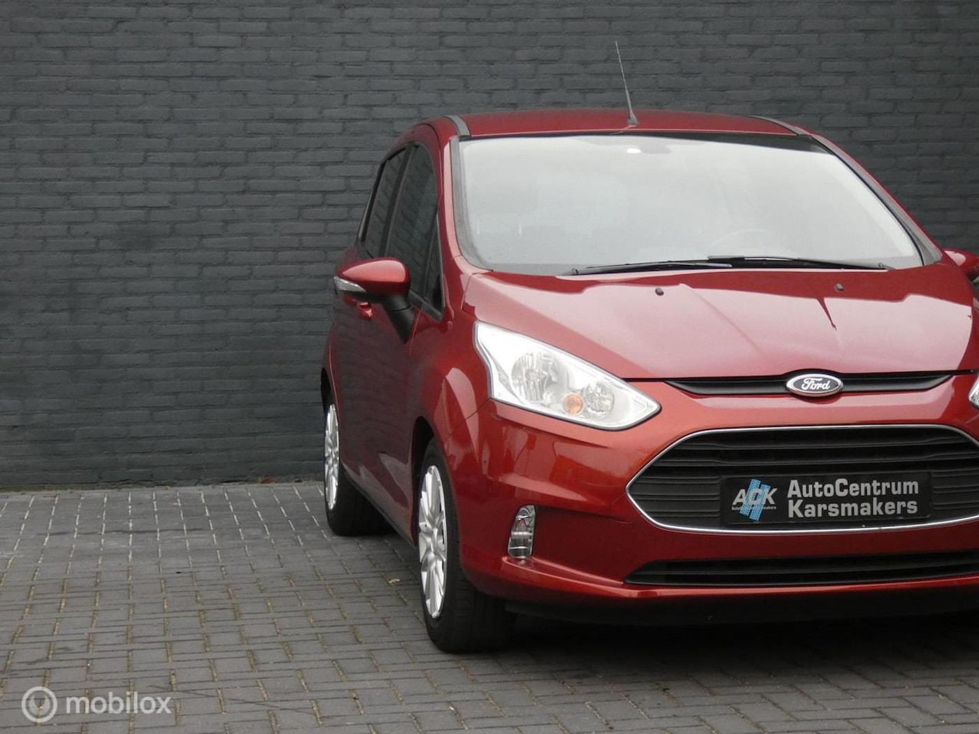 Foto van Ford B-max