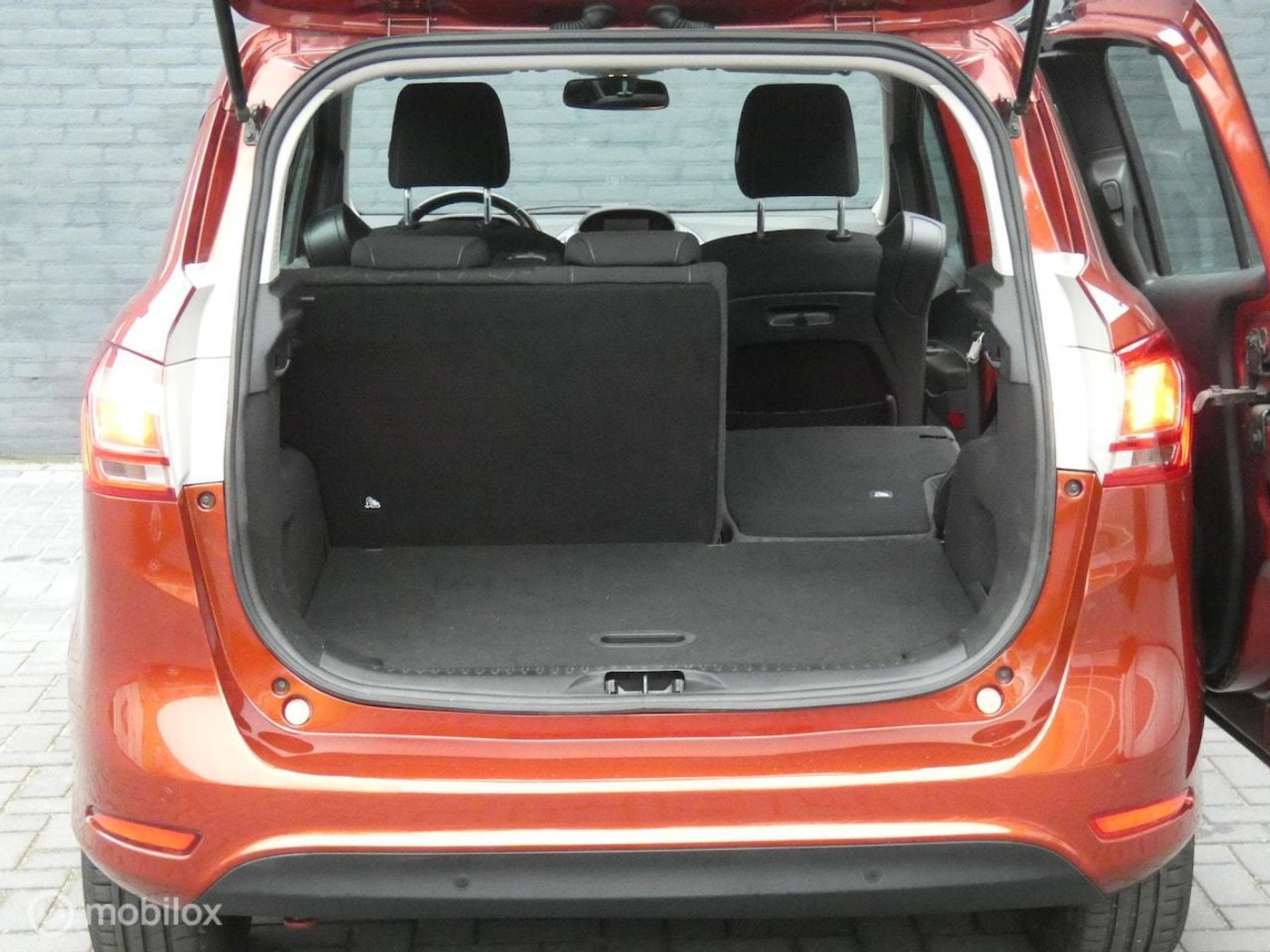 Foto van Ford B-max