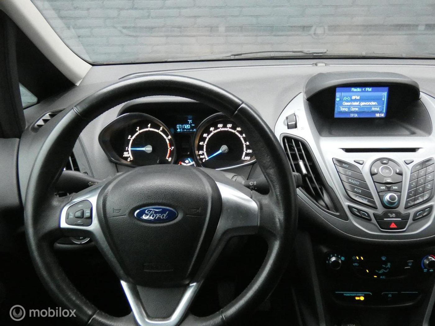 Foto van Ford B-max
