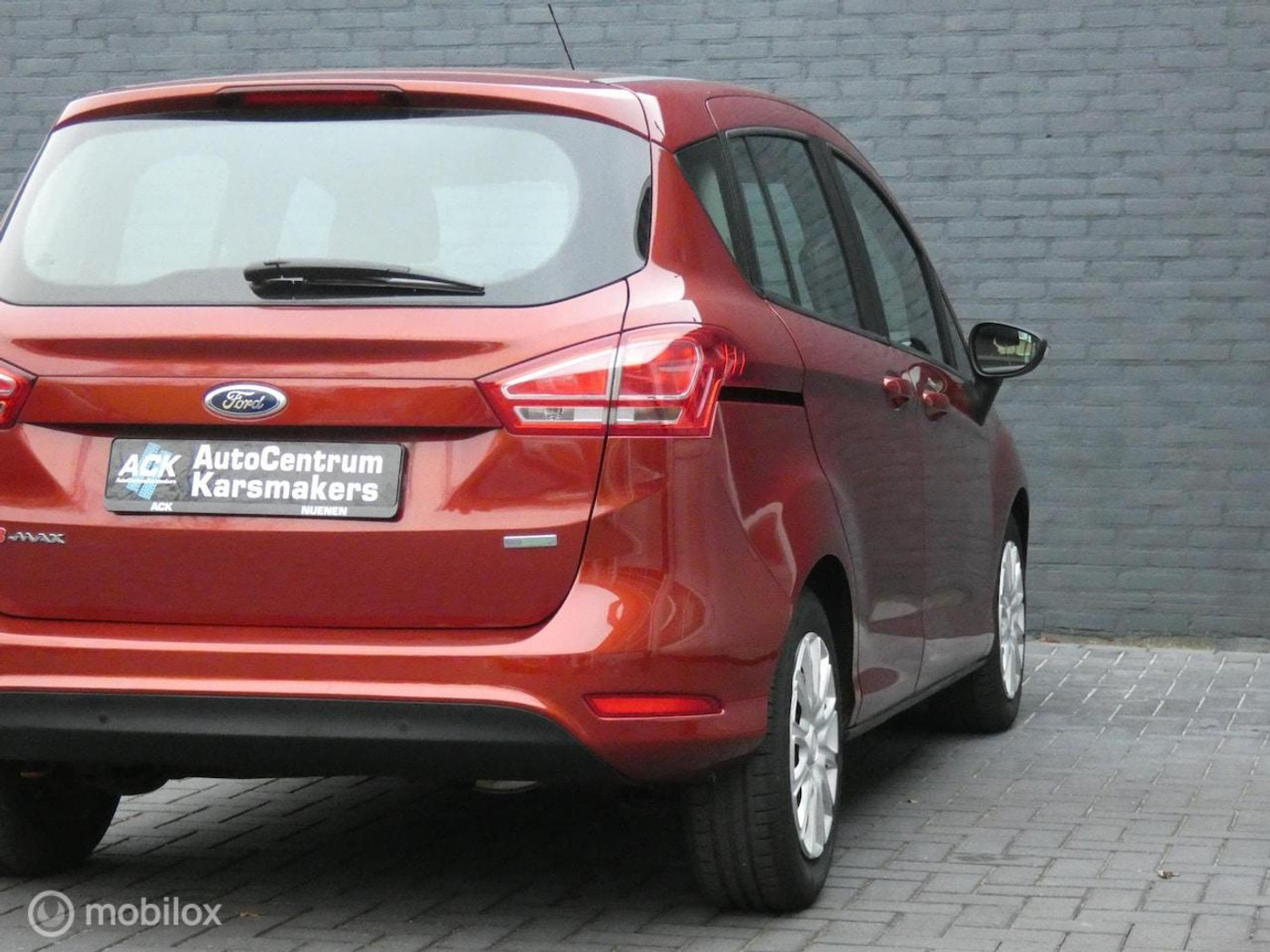 Foto van Ford B-max