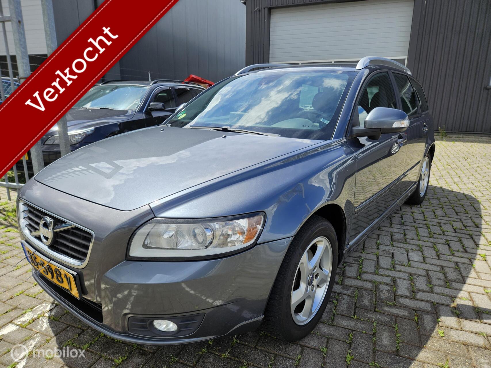 Volvo V50 1.6 D2 S/S Business Edition AIRCO/CRUISE/NAVI APK 04/2027 2012 - voorkant