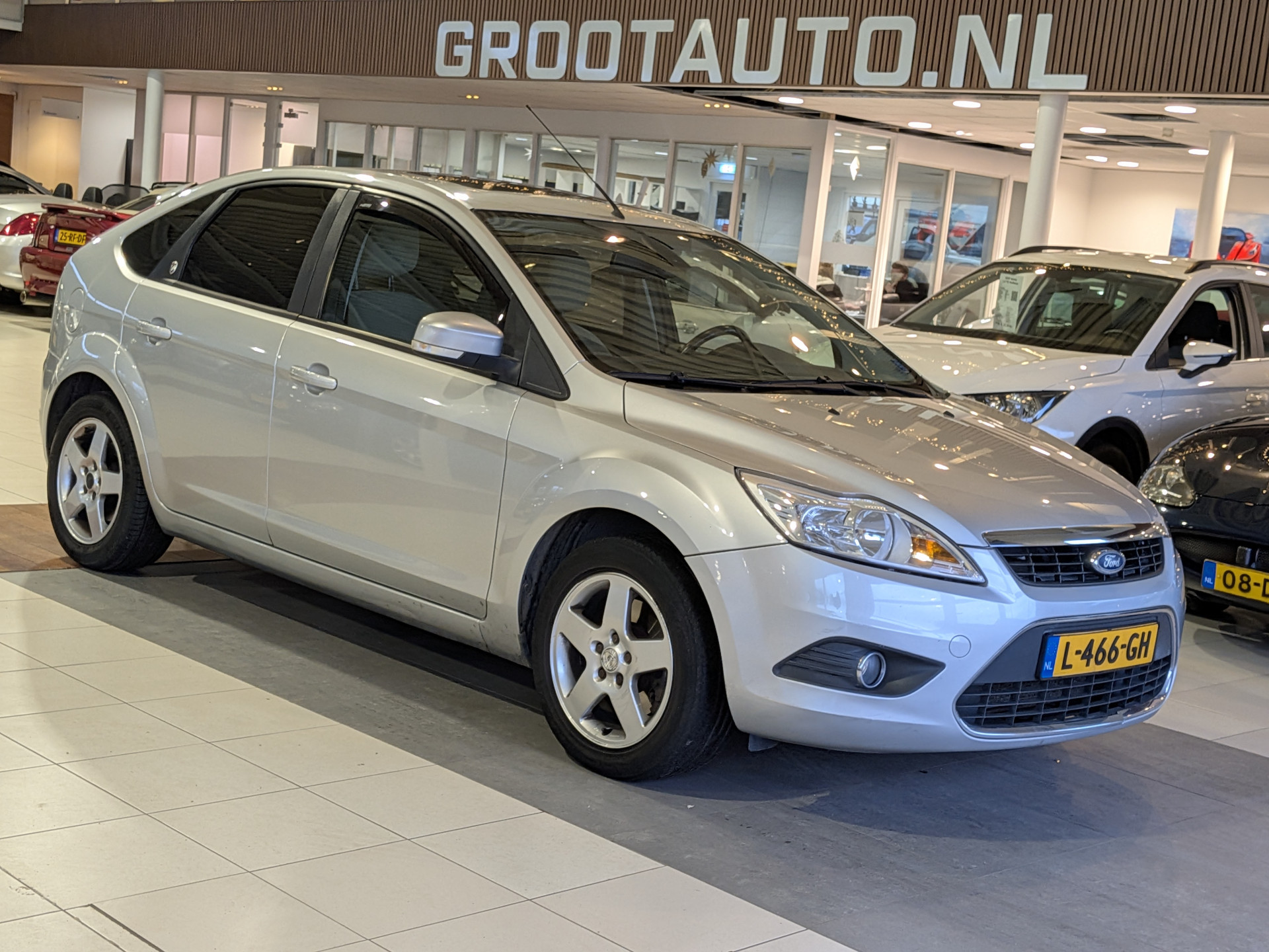 Ford Focus 2.0 Titanium Automaat 2008 - voorkant