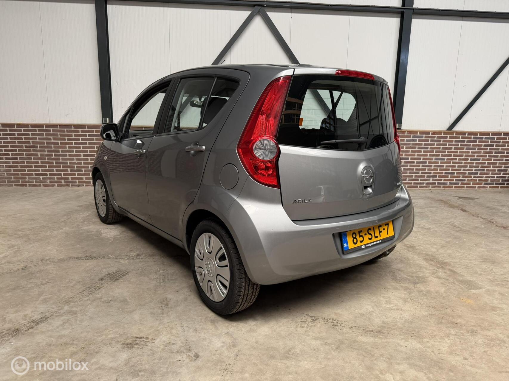 Foto van Opel Agila
