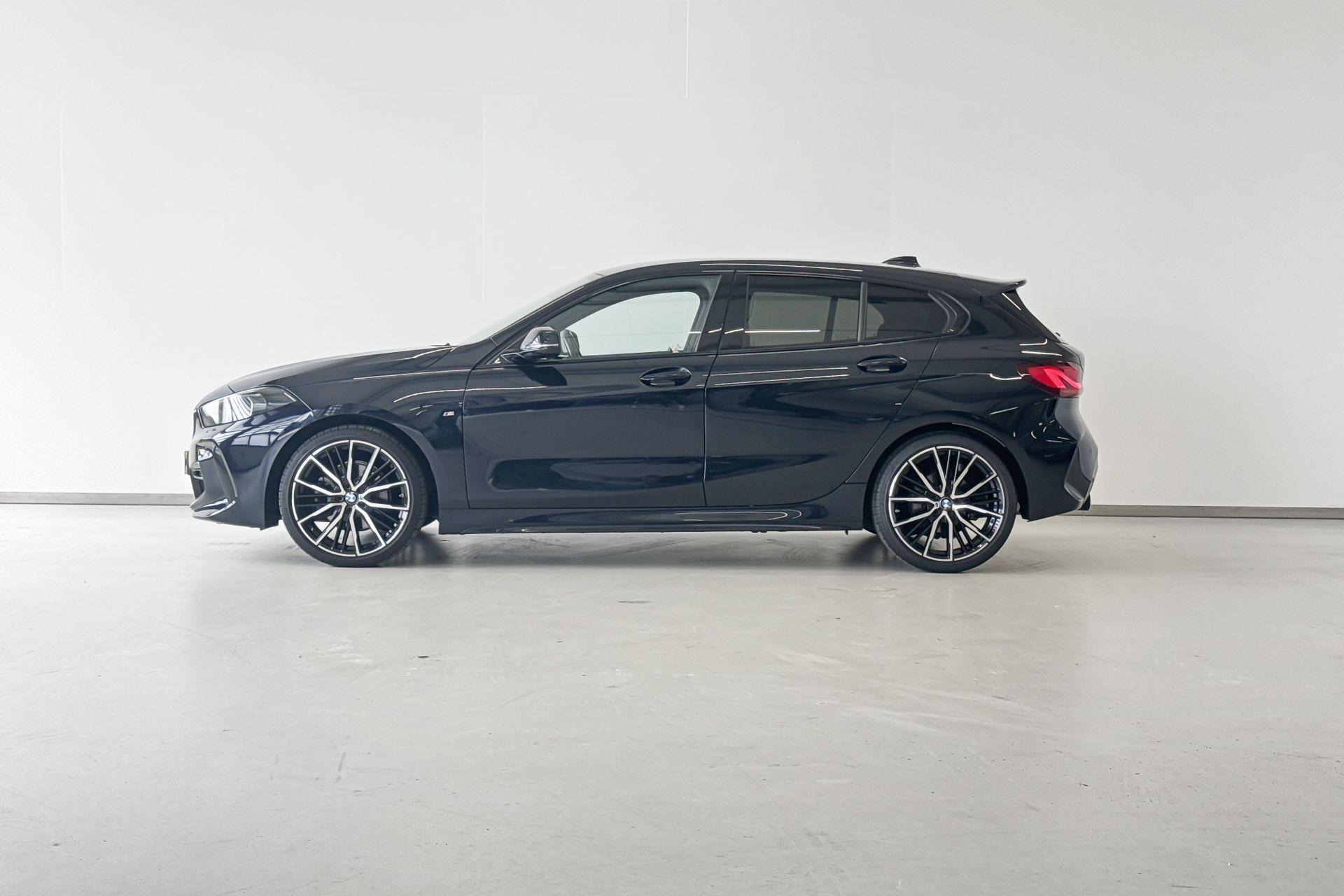 Foto van BMW 118i