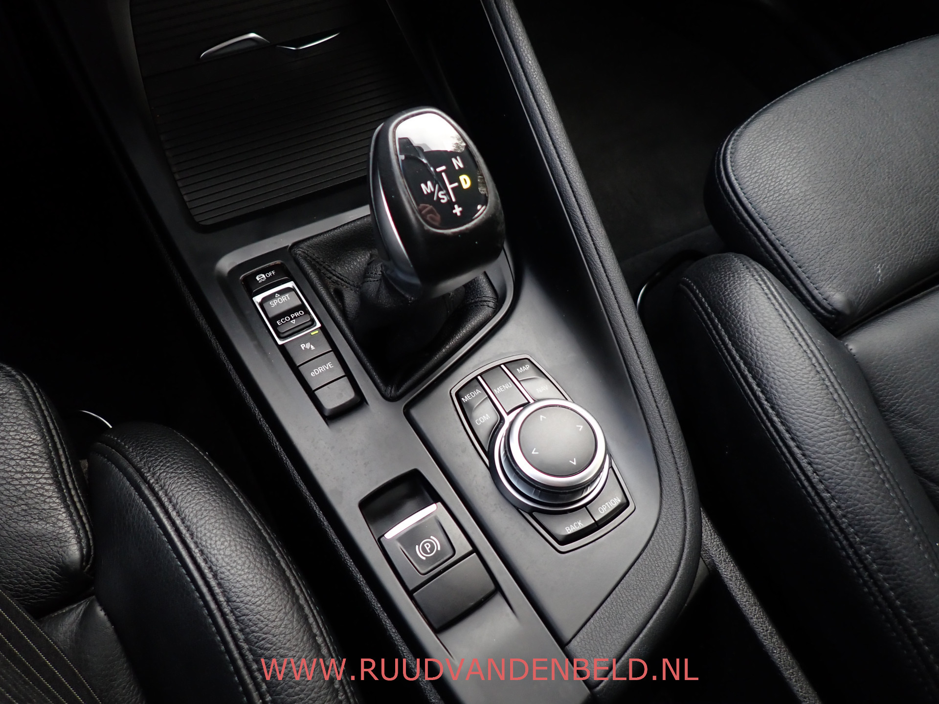 Foto van BMW X1 Xdrive25e