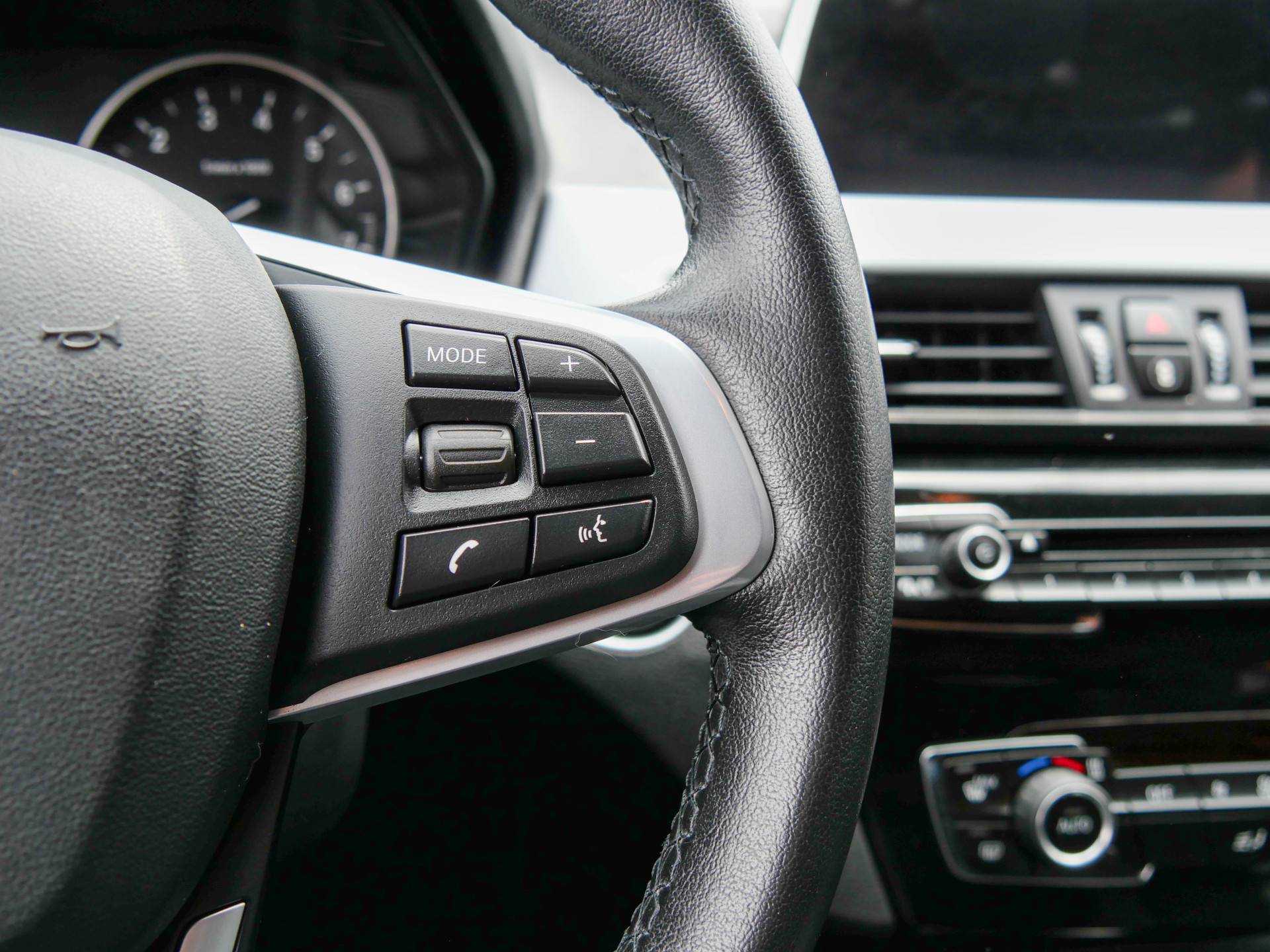Foto van BMW X1 Sdrive18i