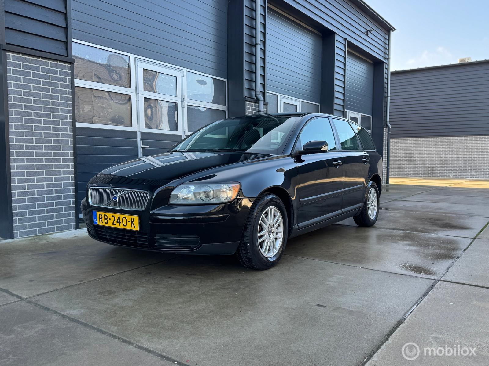 Volvo V50 1.6 Nette Auto APK Airco Onderhoudsb. Elec. Ramen 2005 - voorkant