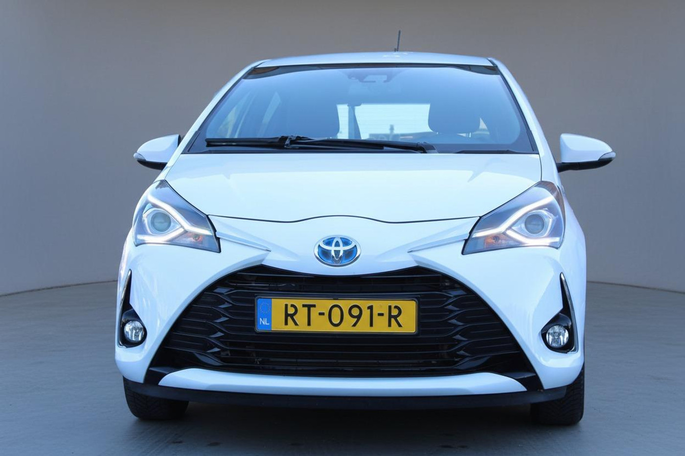Foto van Toyota Toyota Yaris Hybrid