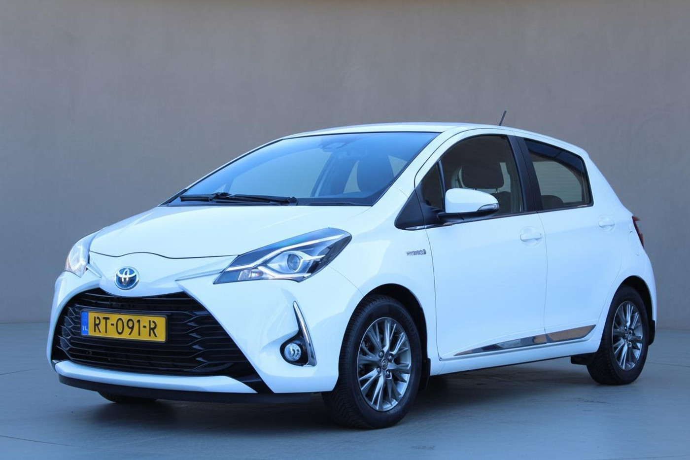 Foto van Toyota Toyota Yaris Hybrid