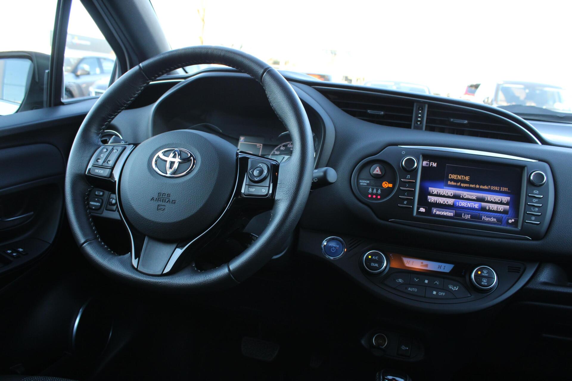 Foto van Toyota Toyota Yaris Hybrid