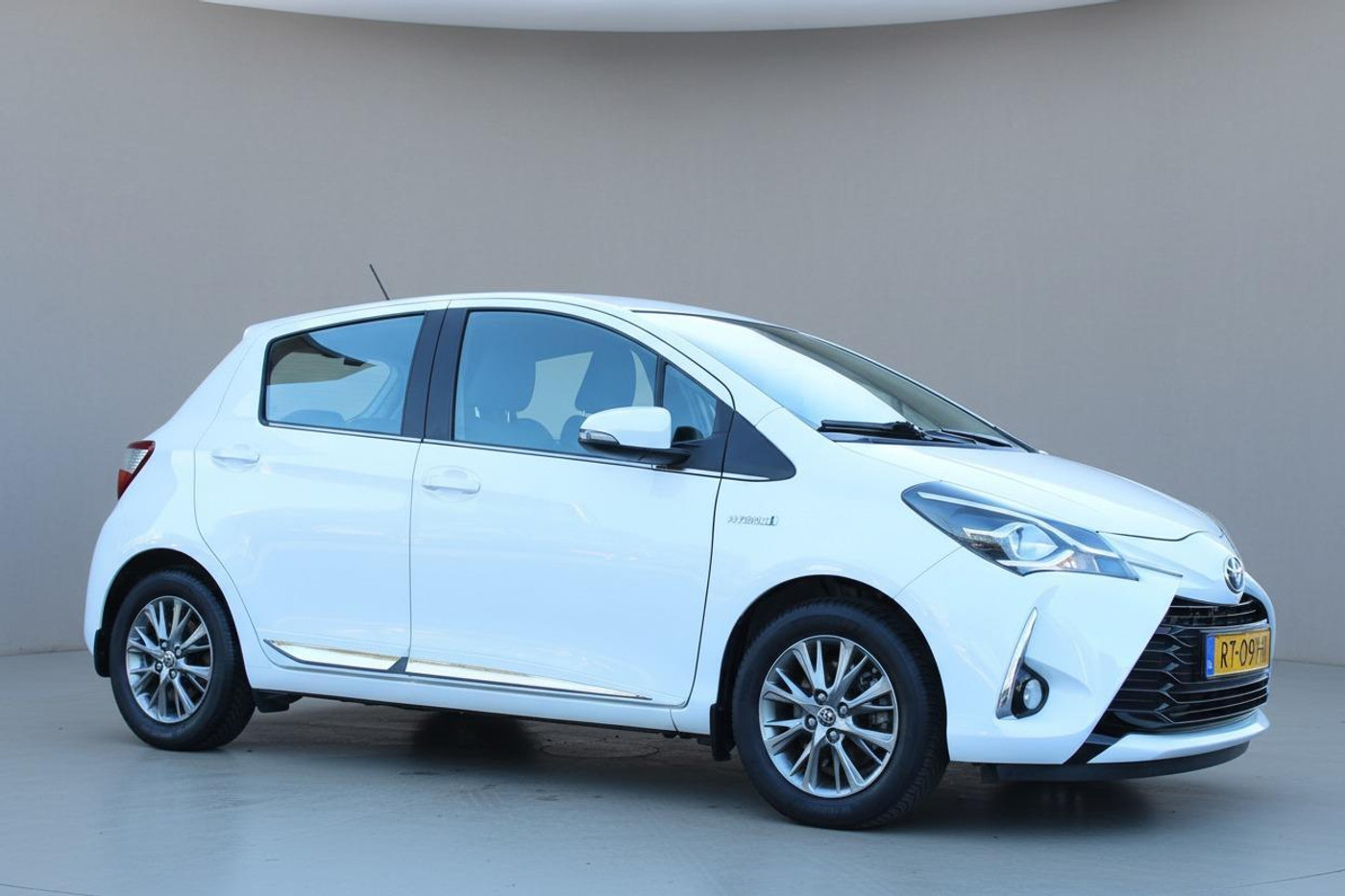 Foto van Toyota Toyota Yaris Hybrid