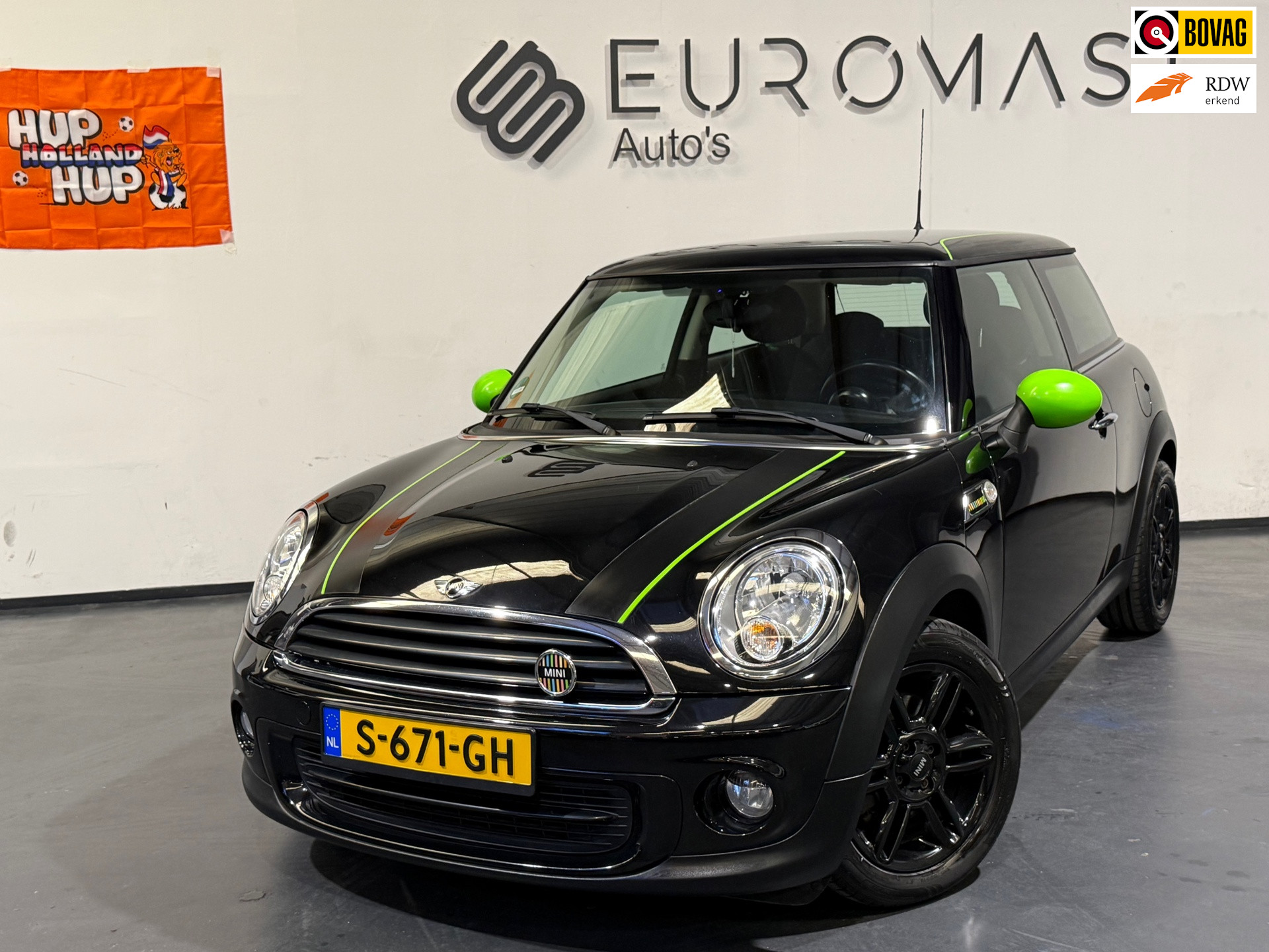 Foto van MINI ONE