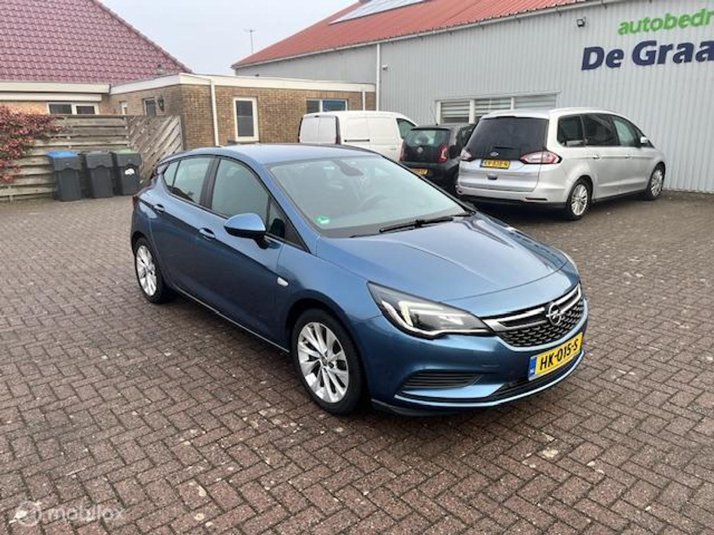 Opel Astra 1.4 Business+ 2015 - voorkant