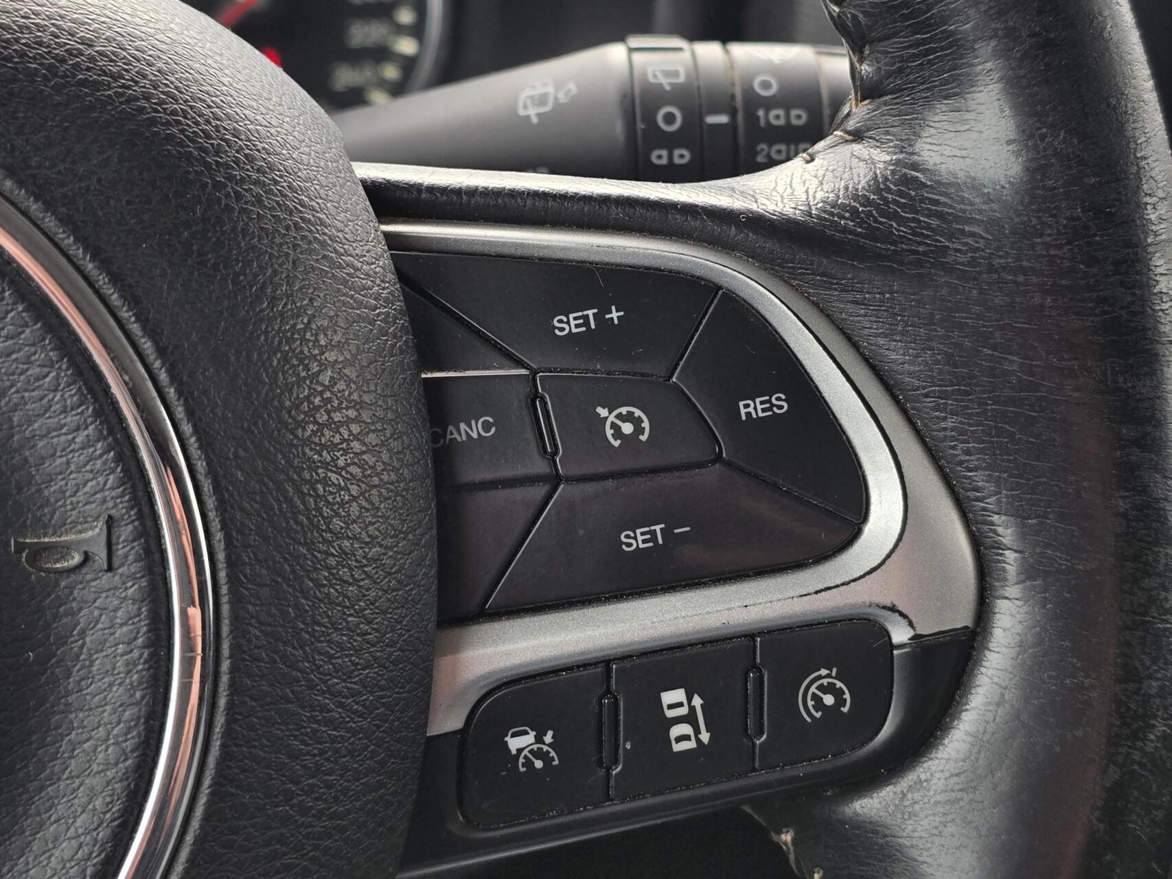 Foto van Jeep Renegade Van