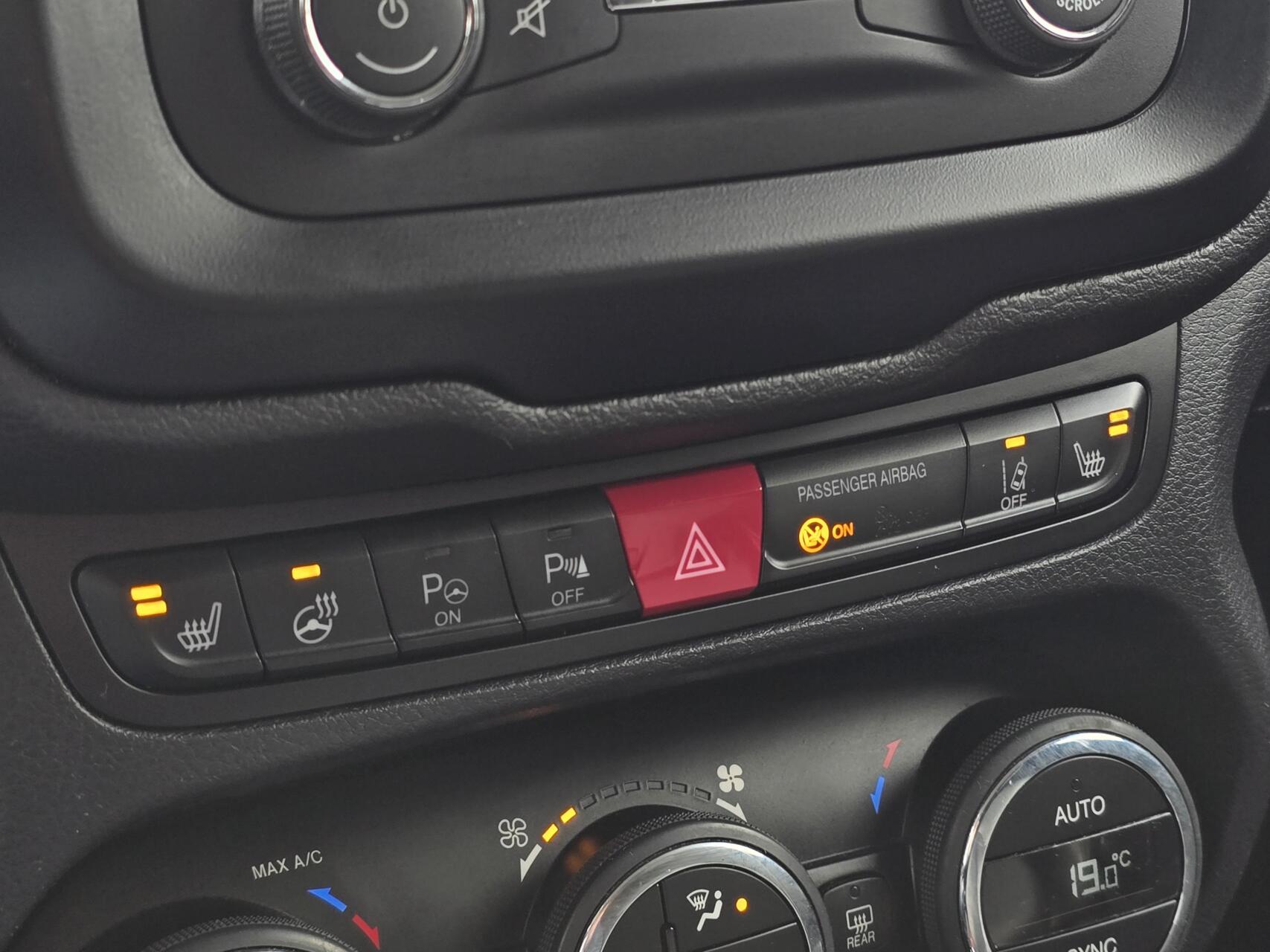 Foto van Jeep Renegade Van