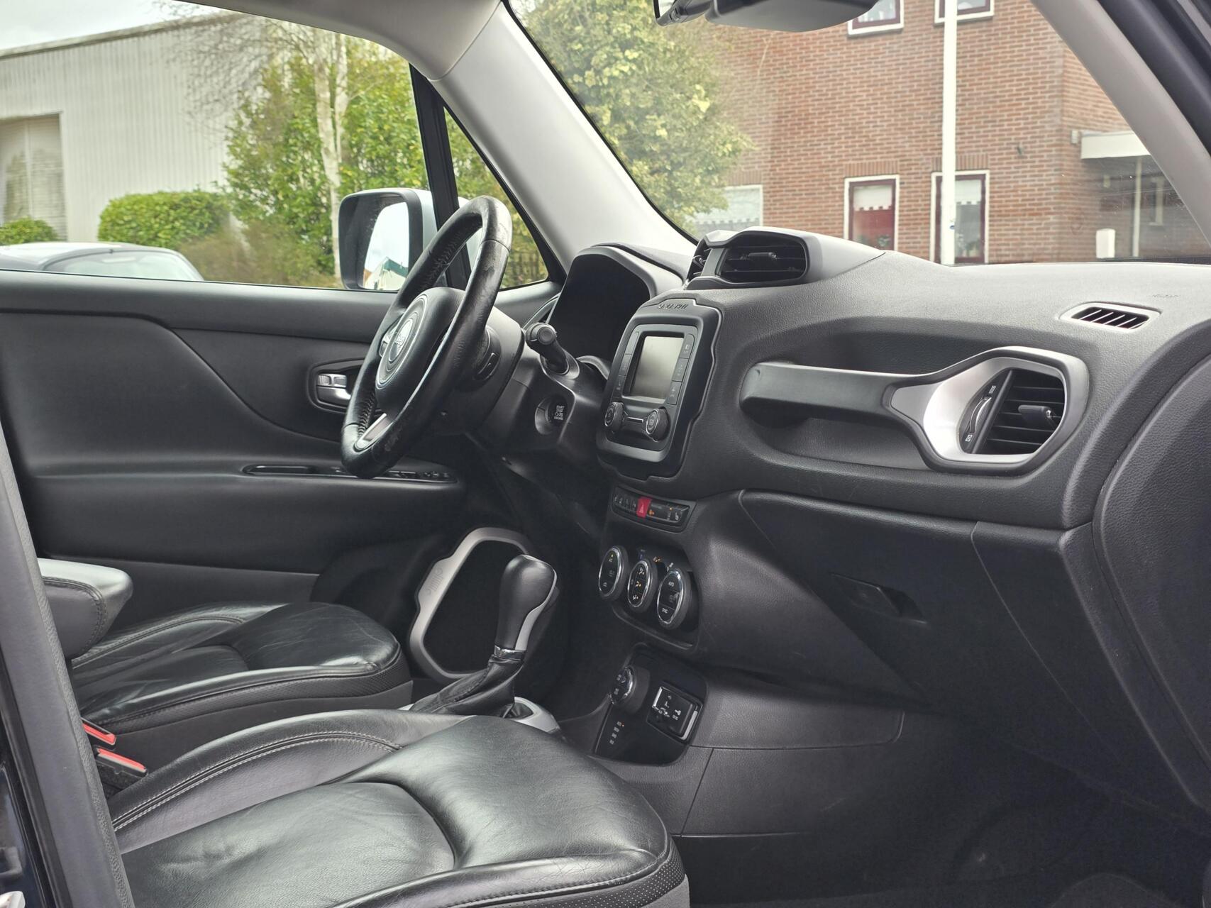 Foto van Jeep Renegade Van