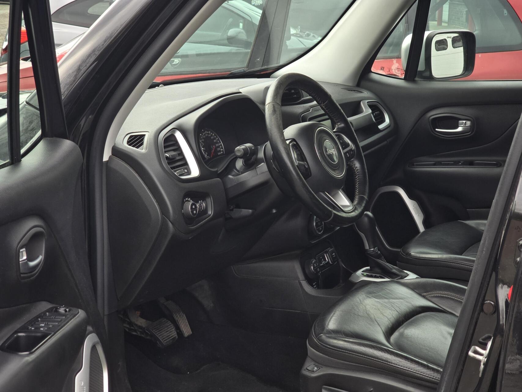 Foto van Jeep Renegade Van