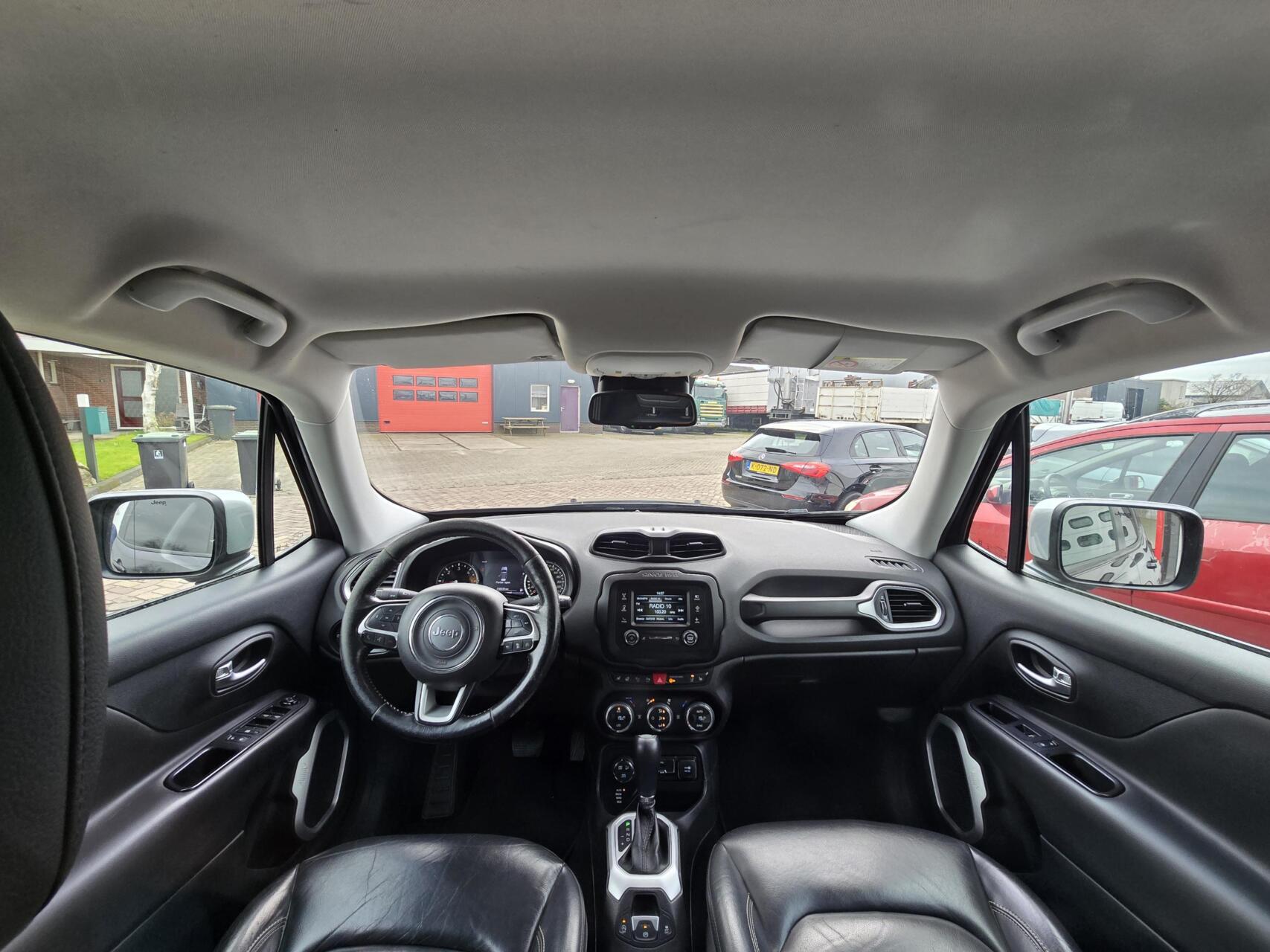 Foto van Jeep Renegade Van