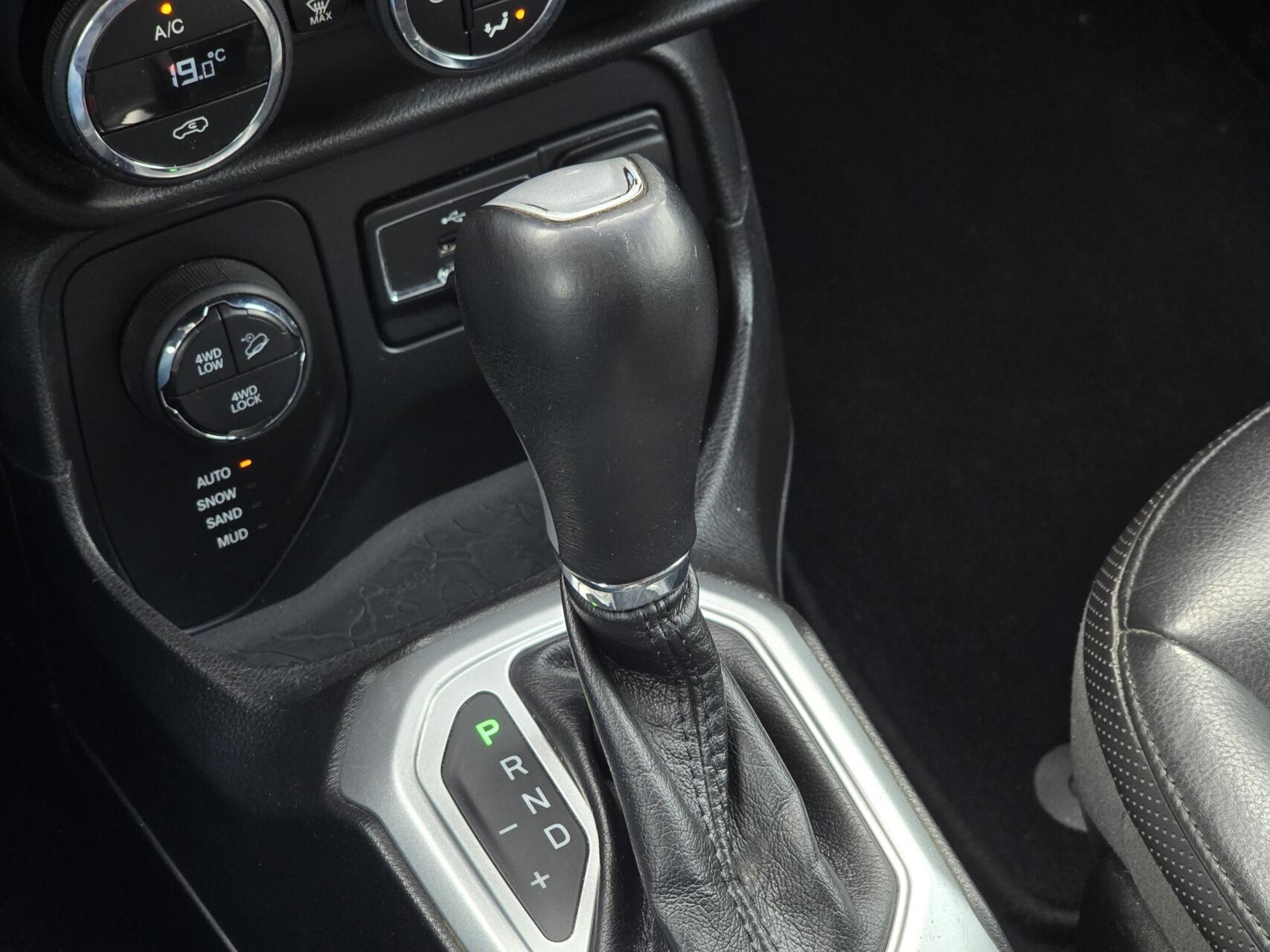Foto van Jeep Renegade Van