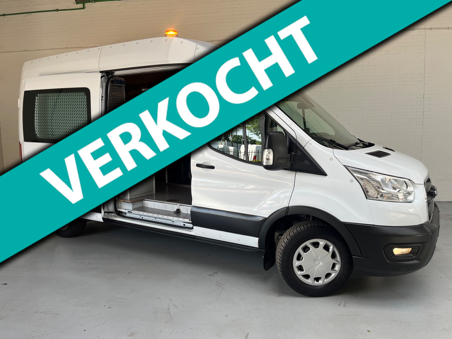 Ford Transit Servicewagen 350 2.0 TDCI 130PK euro6 L3H3 Trend MHEV RWD Sortimo Inrichting Victron v230 Standkachel RIJKLAARPRIJS! 2020 - voorkant