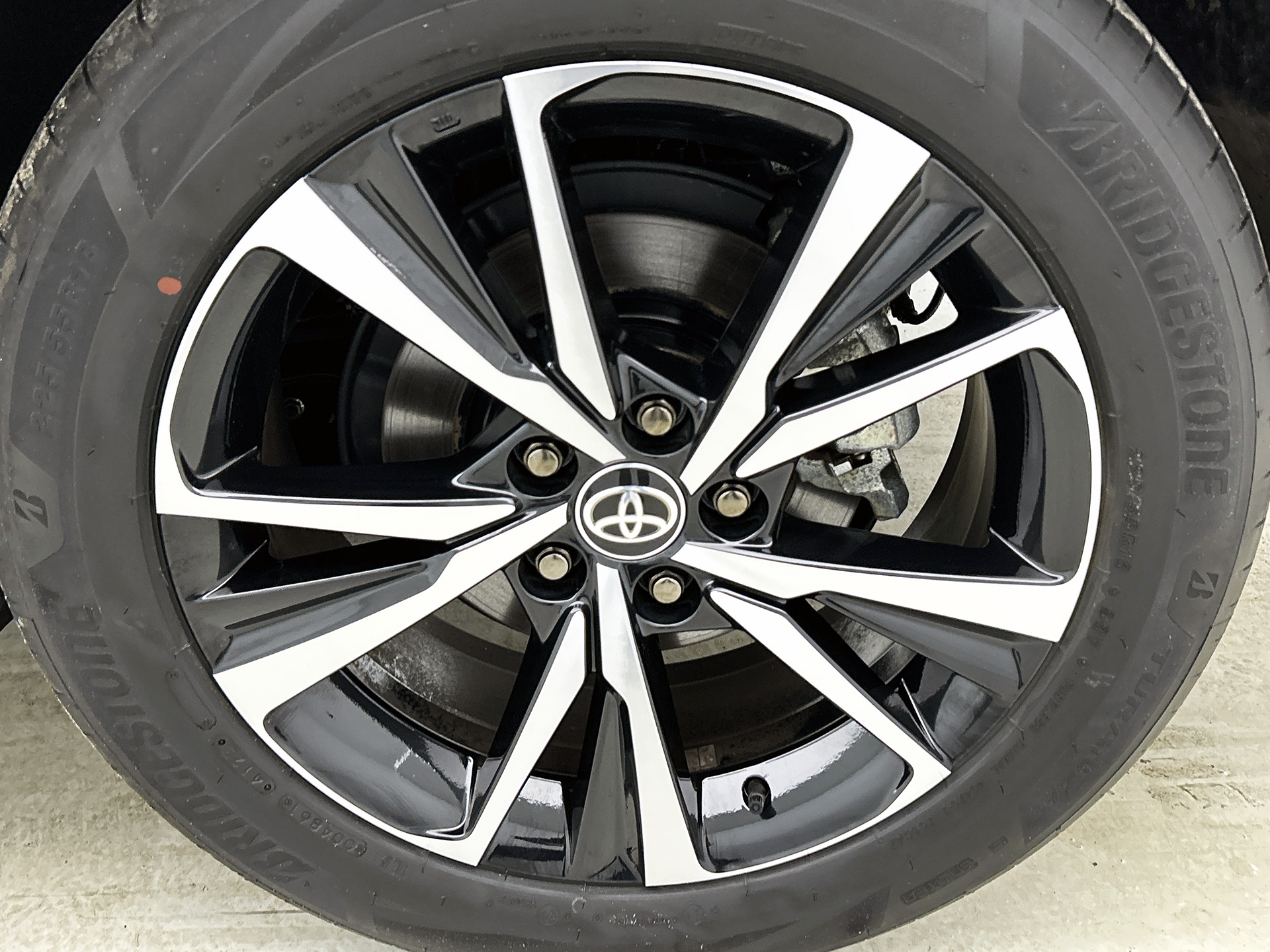 Foto van Toyota C-hr