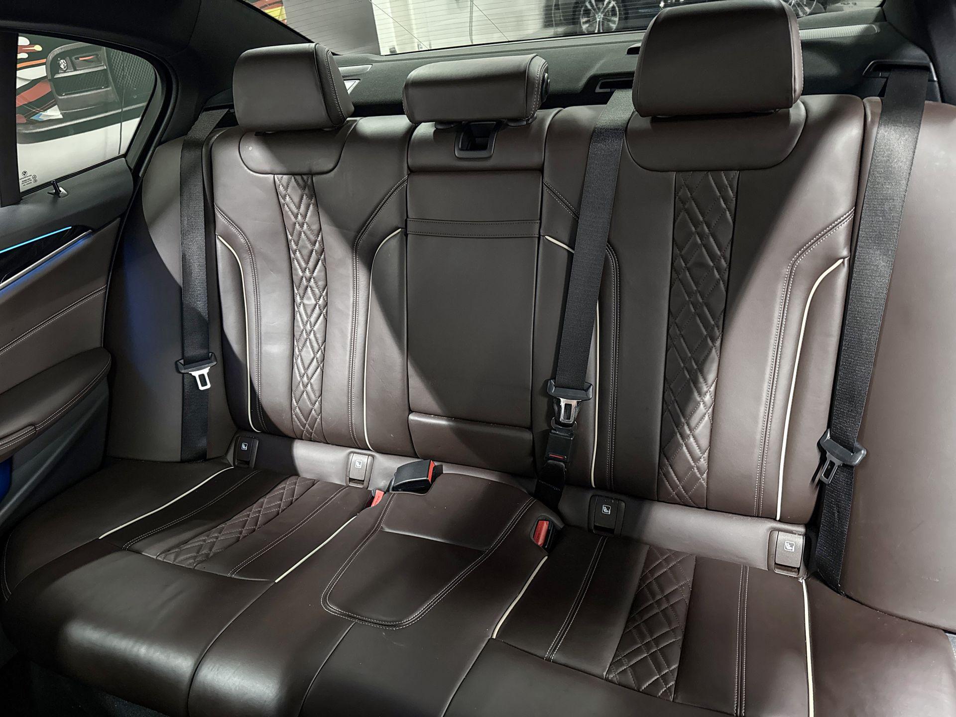 Foto van BMW 530e