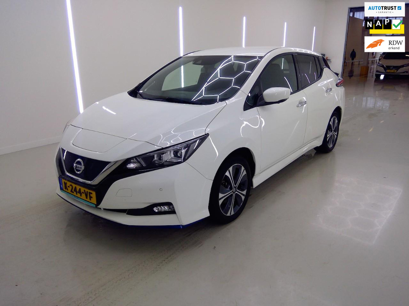Foto van NISSAN NISSAN LEAF 62KWH